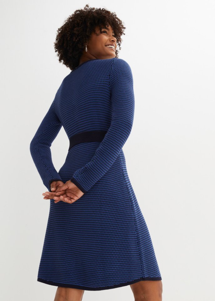 Strickkleid mit Gürtel