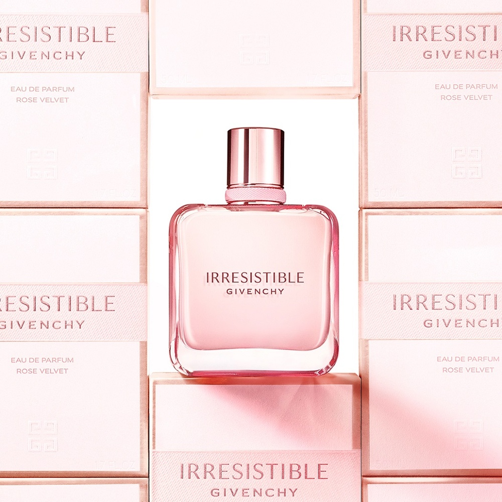 Givenchy IRRESISTIBLE GIVENCHY EAU DE PARFUM ROSE VELVET POUR FEMME