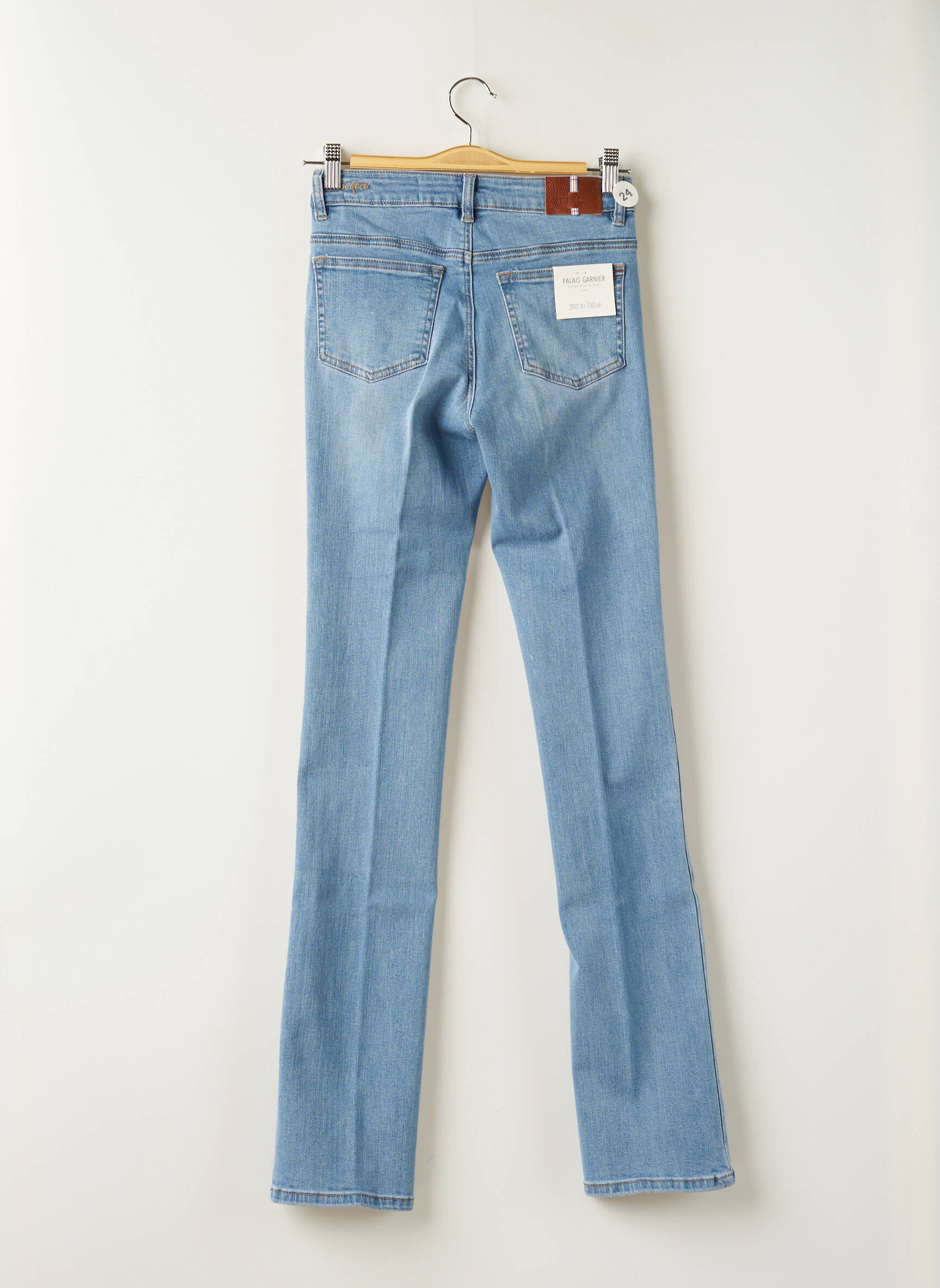 Jane Blue Jeans Coupe Droite Femme couleur bleu