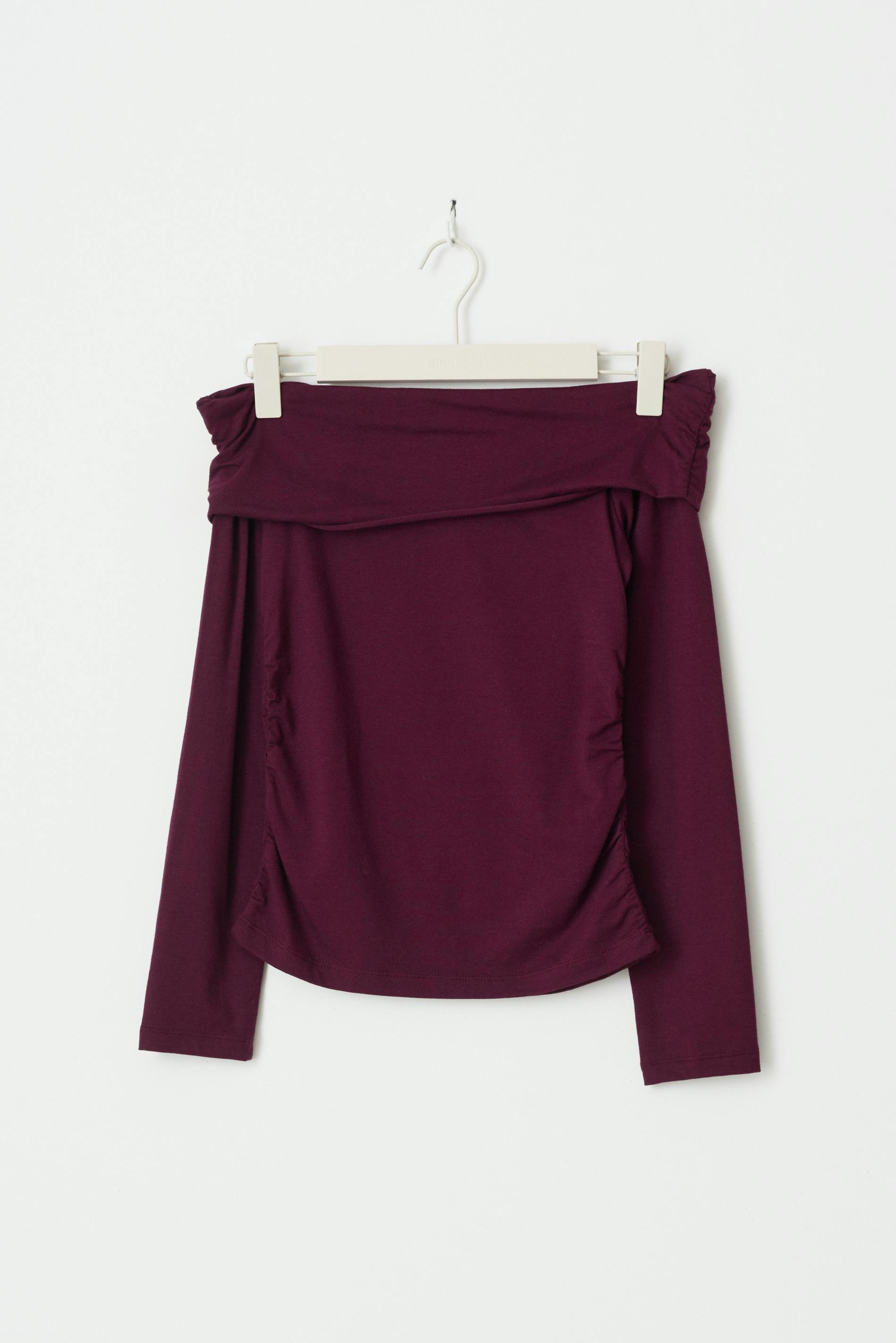 Y off shoulder top