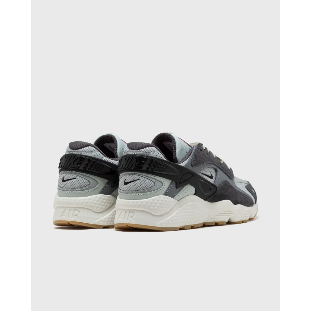Nike Air Huarache Runner FJ0709-001 / grau
