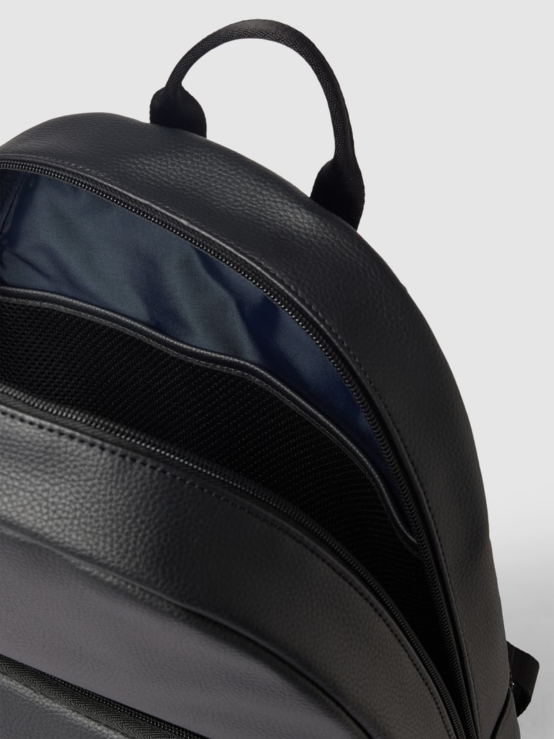 Rucksack mit Label-Detail in schwarz