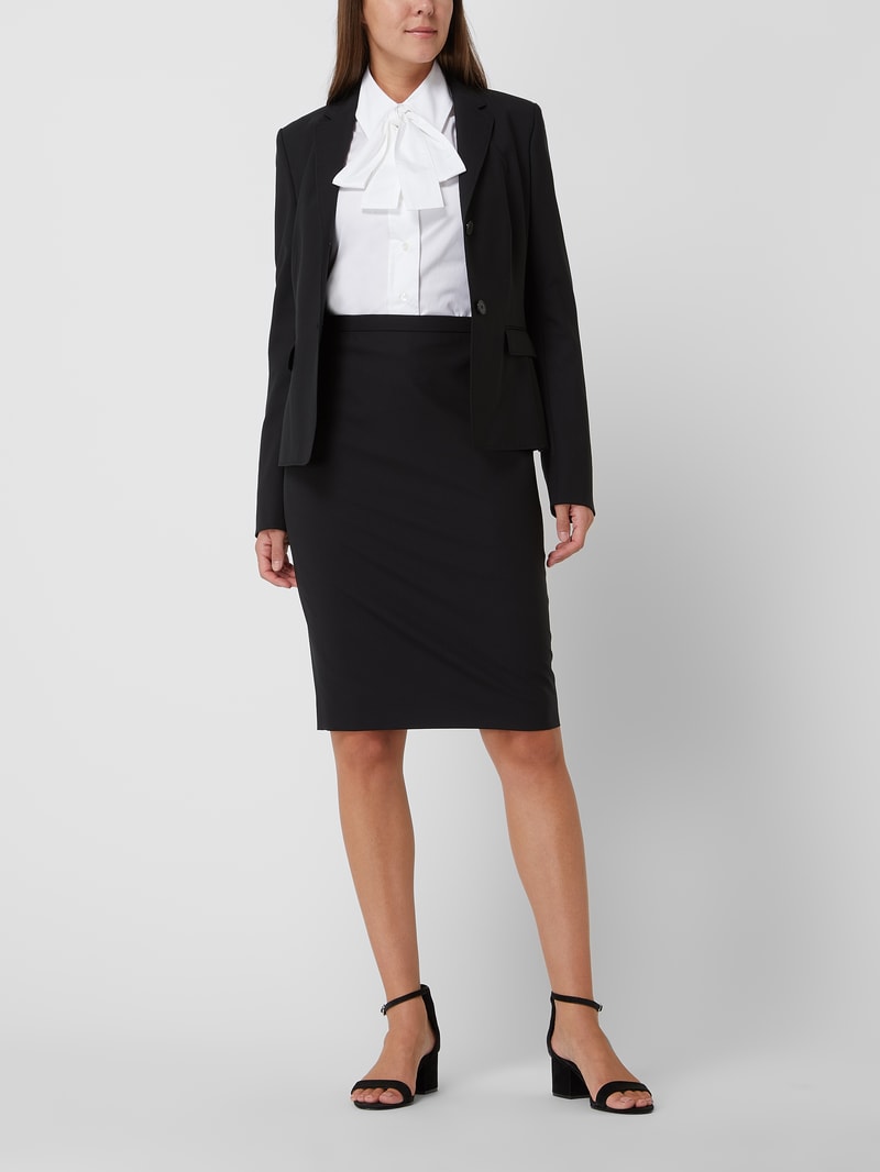Blazer mit Stretch-Anteil in schwarz