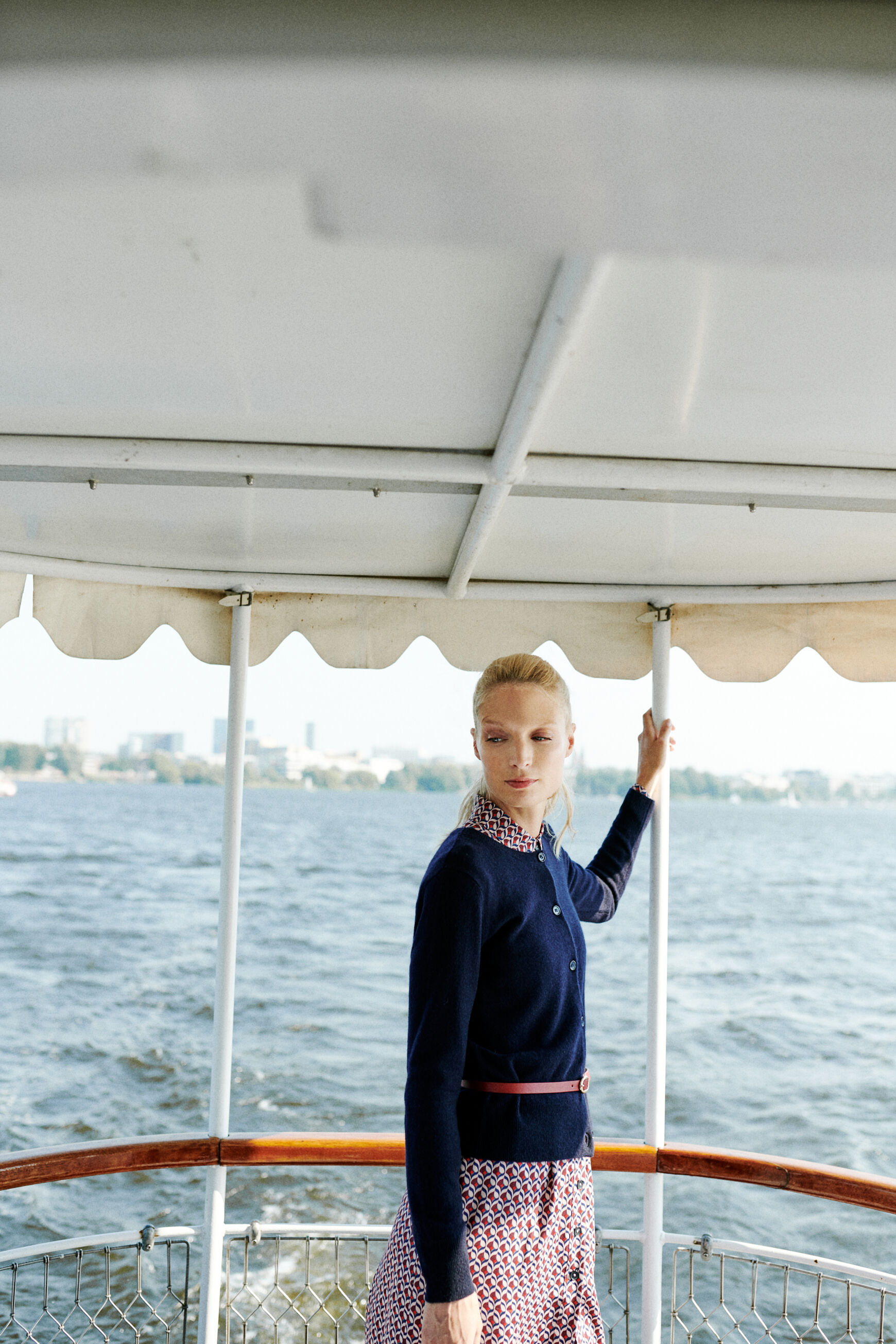 gilet caroline 100% cachemire bleu marine femme