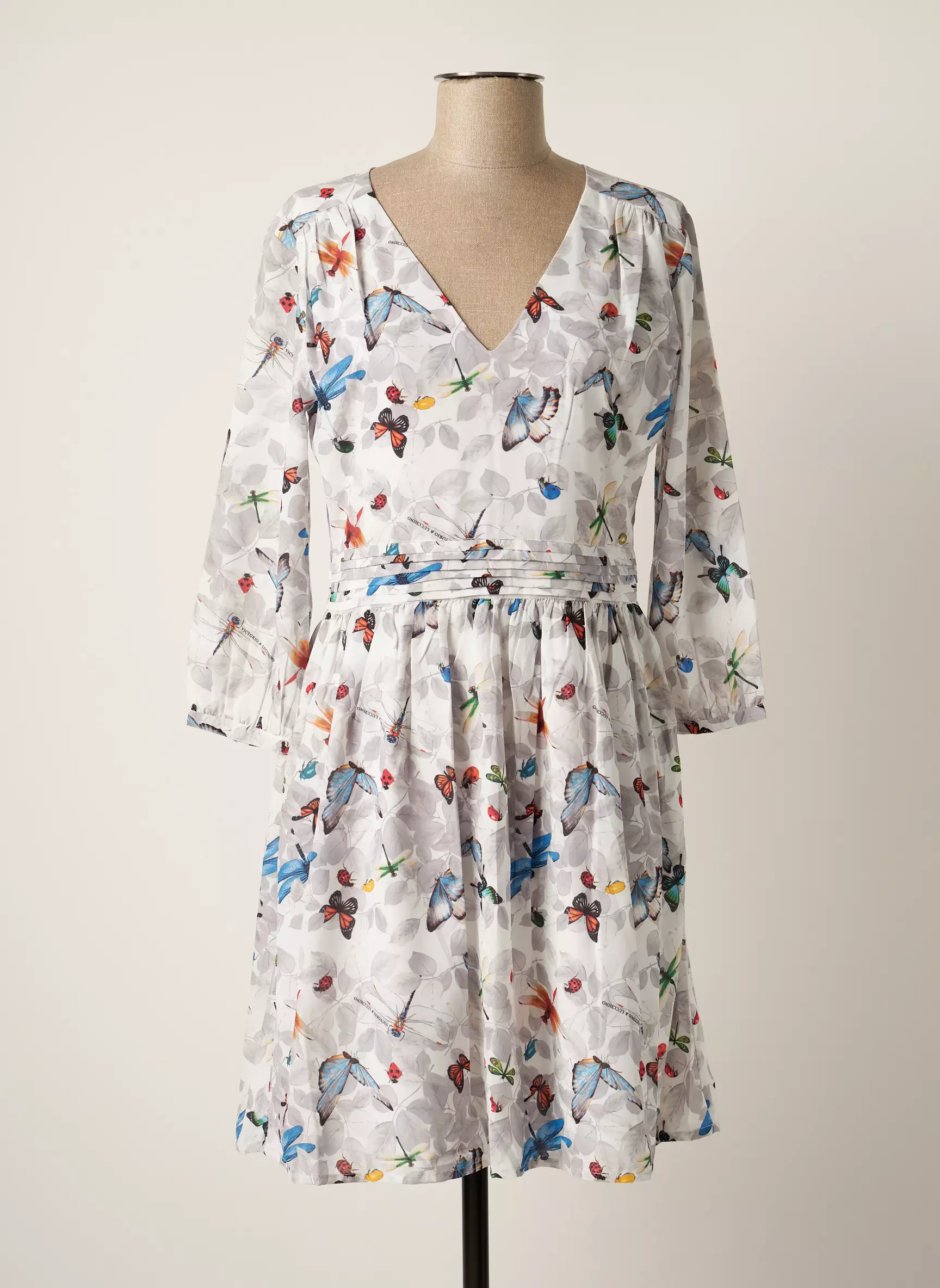 Victorio   Lucchino Robes Courtes Femme couleur blanc
