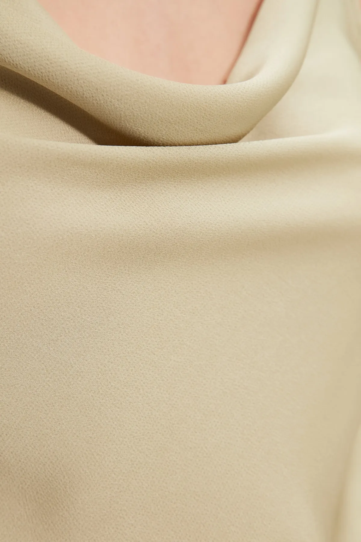 Trendyol Collection  Mintfarbene Satin-Webbluse mit Trägerausschnitt TWOSS19BB0161