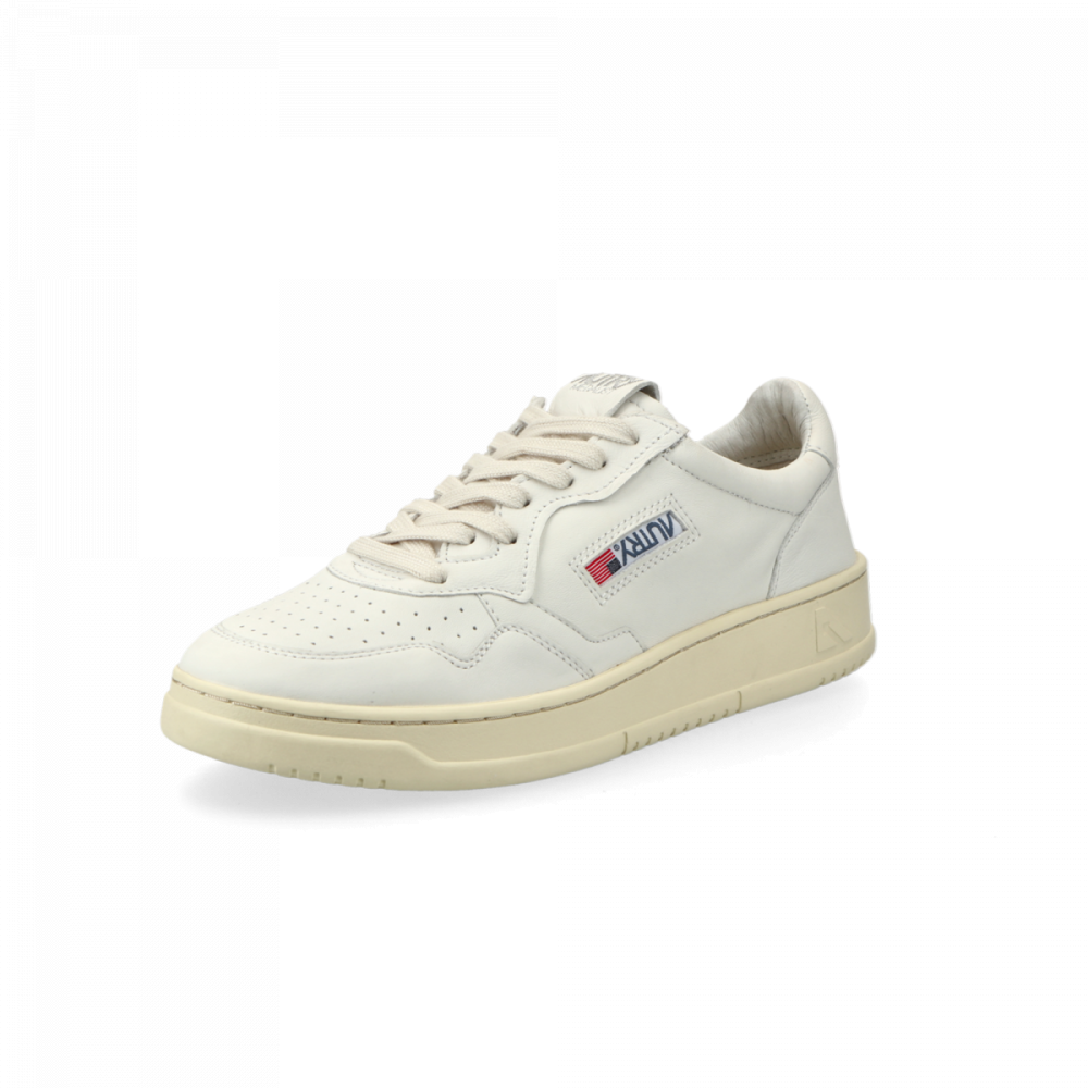Autry WMNS Medalist Low AULWGL01 / weiss
