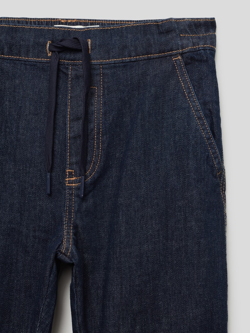 Jeans mit 5-Pocket-Design in blau