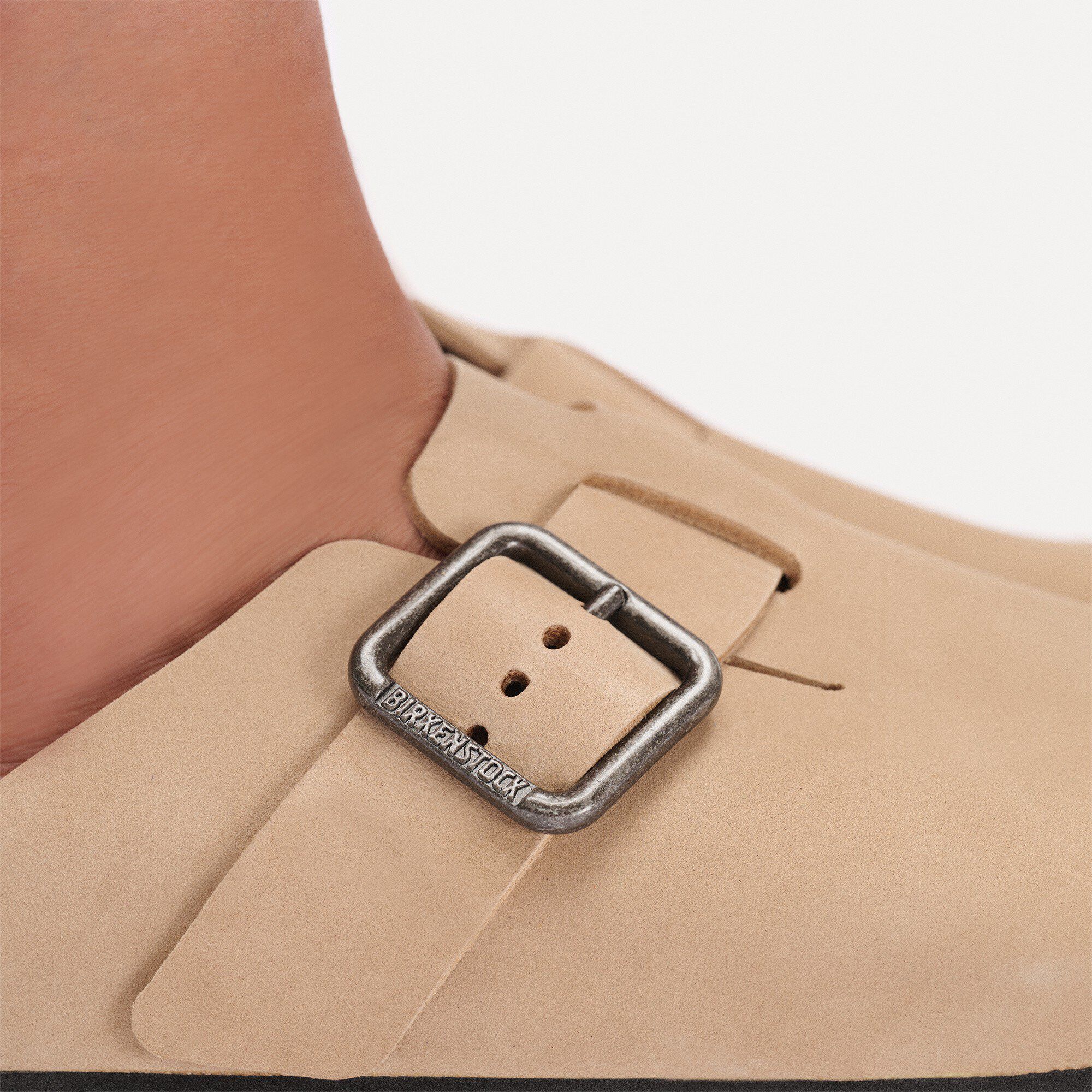 Boston Wire Buckle