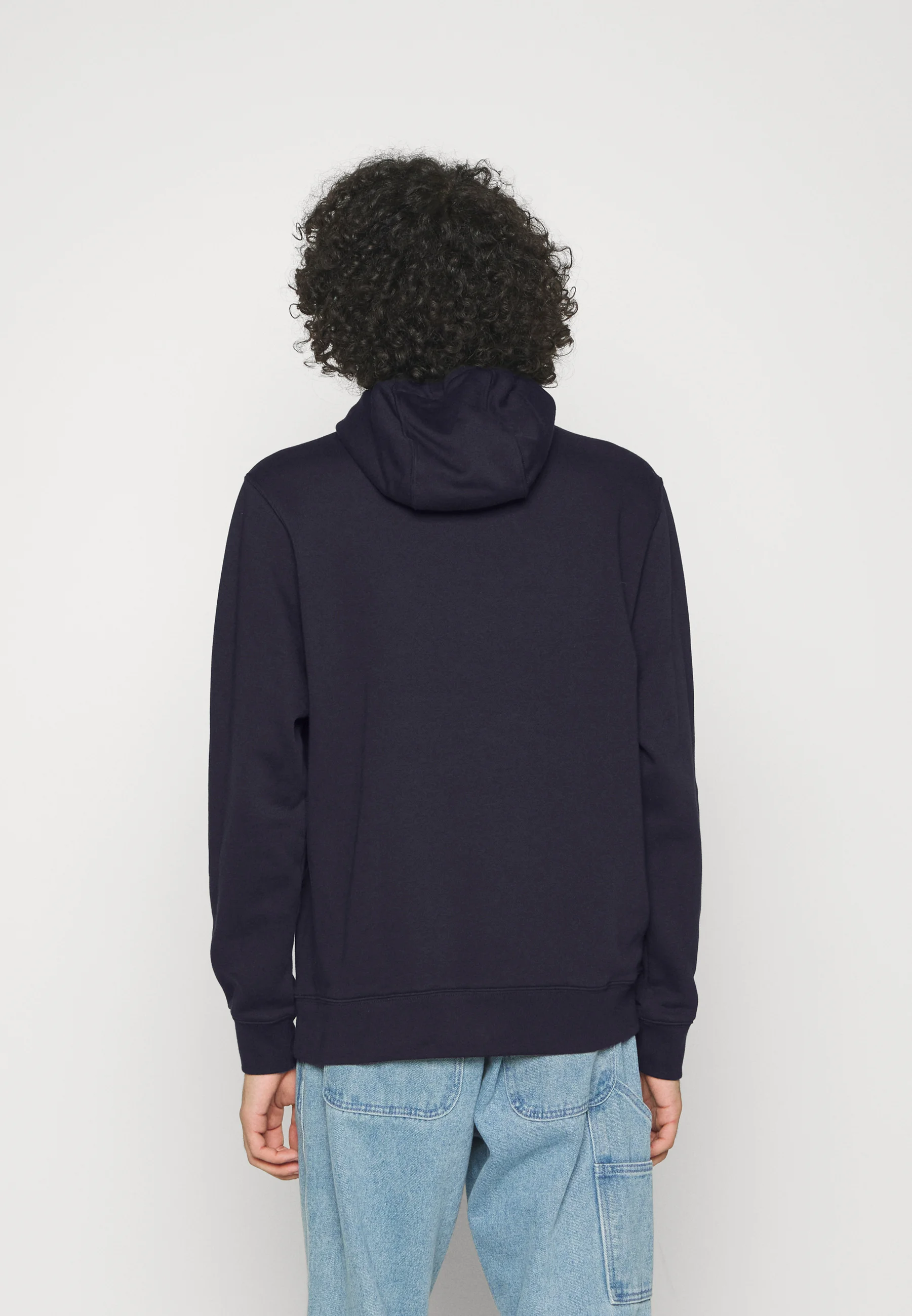 Nike Sportswear CLUB STACK - Sudadera con capucha