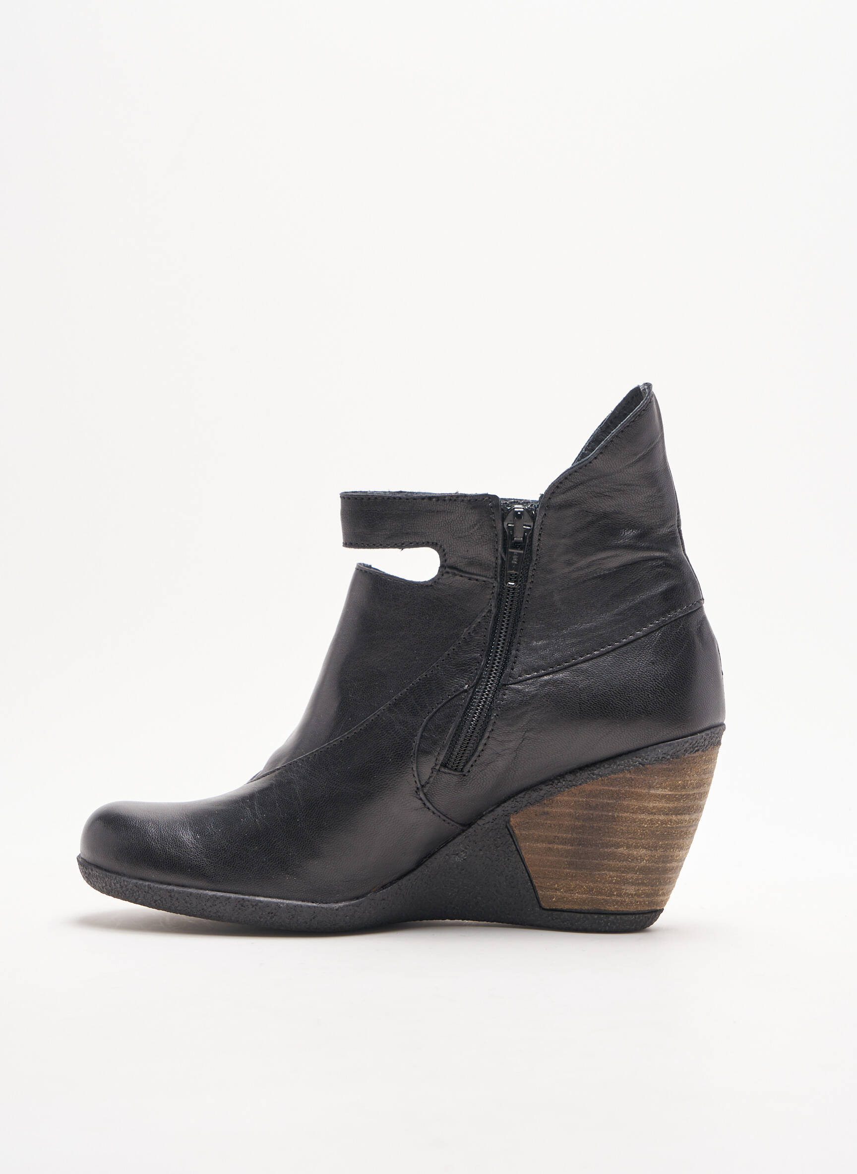 Elue Par Nous Bottines Femme couleur noir