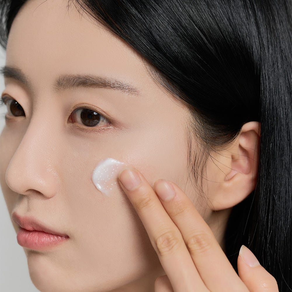 SKIN1004 Madagascar Tone Brightening Capsule Cream 75 ml