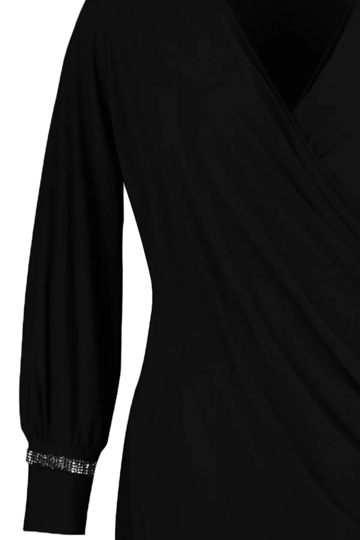Trendyol Curve  Schwarzes Strickkleid mit Ärmeldetail TBBAW23AH00083