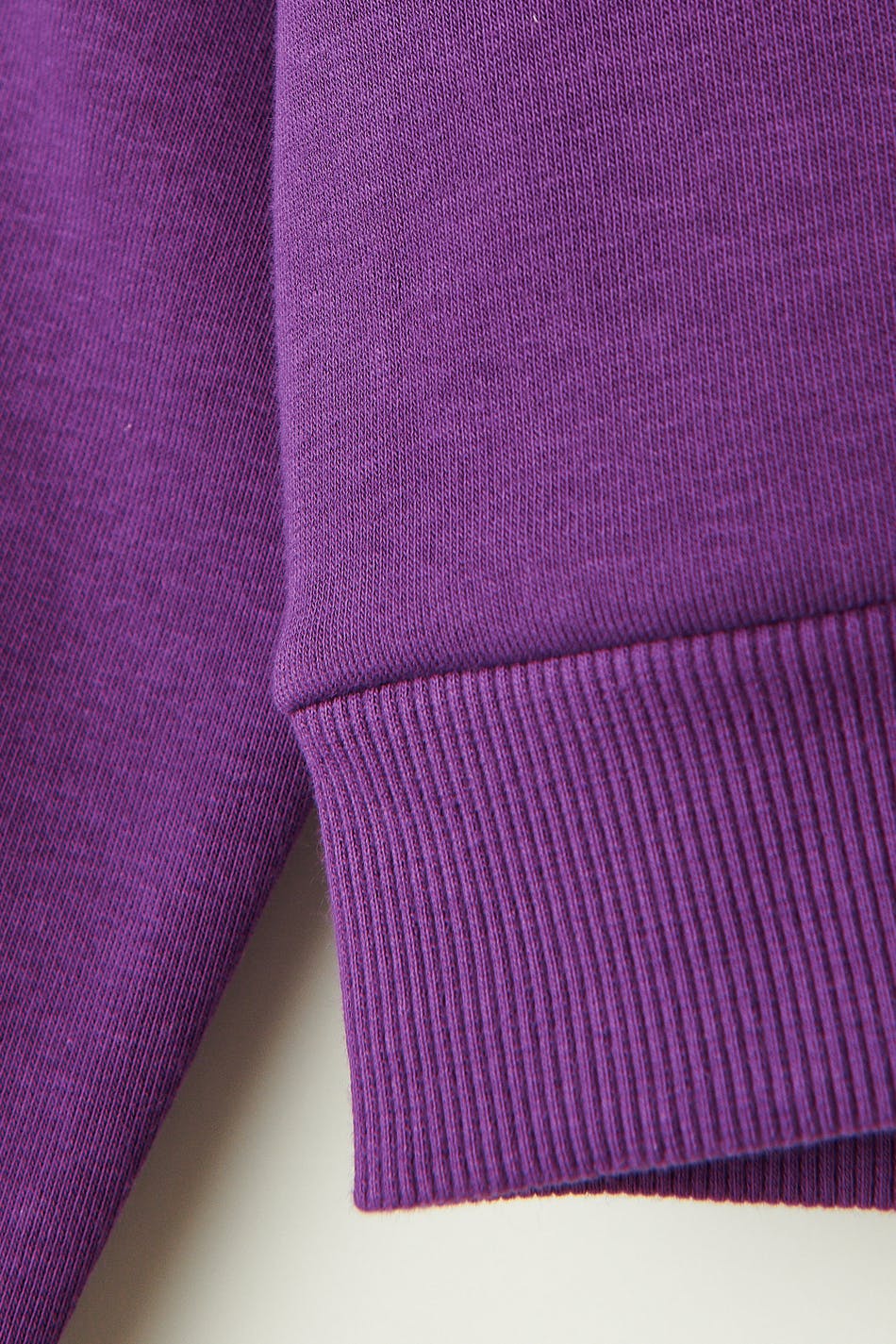 Y basic sweater