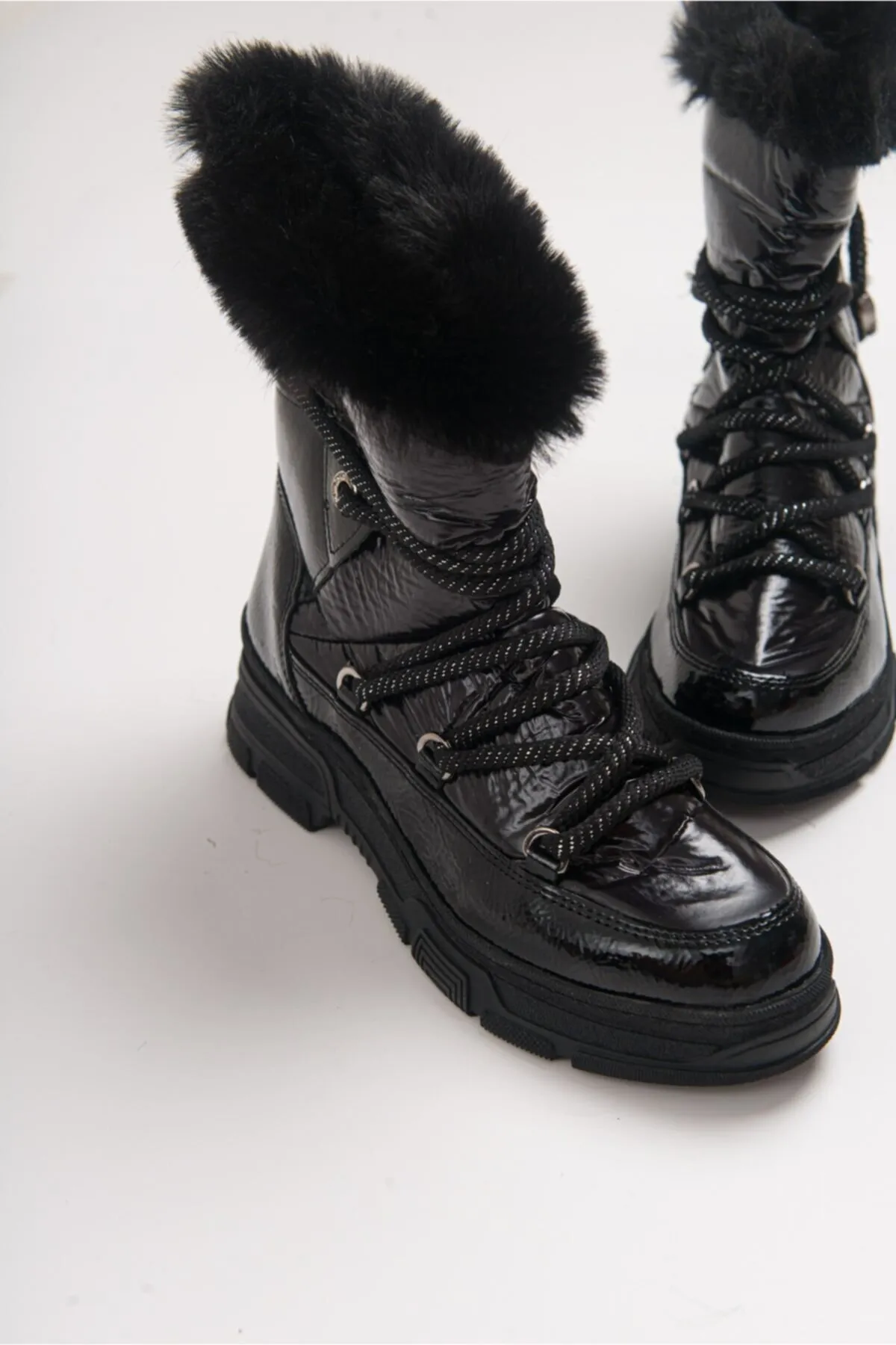 LuviShoes  23 schwarze Damenstiefel