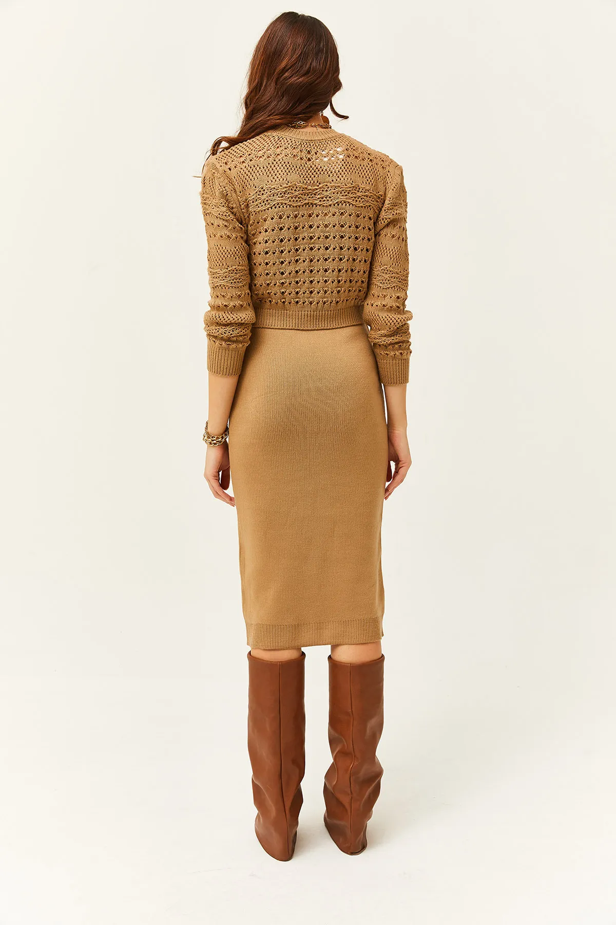 Olalook  Damen-Keksstrickkleid mit dünnen Trägern, durchbrochener Pulloveranzug TKM-19000241