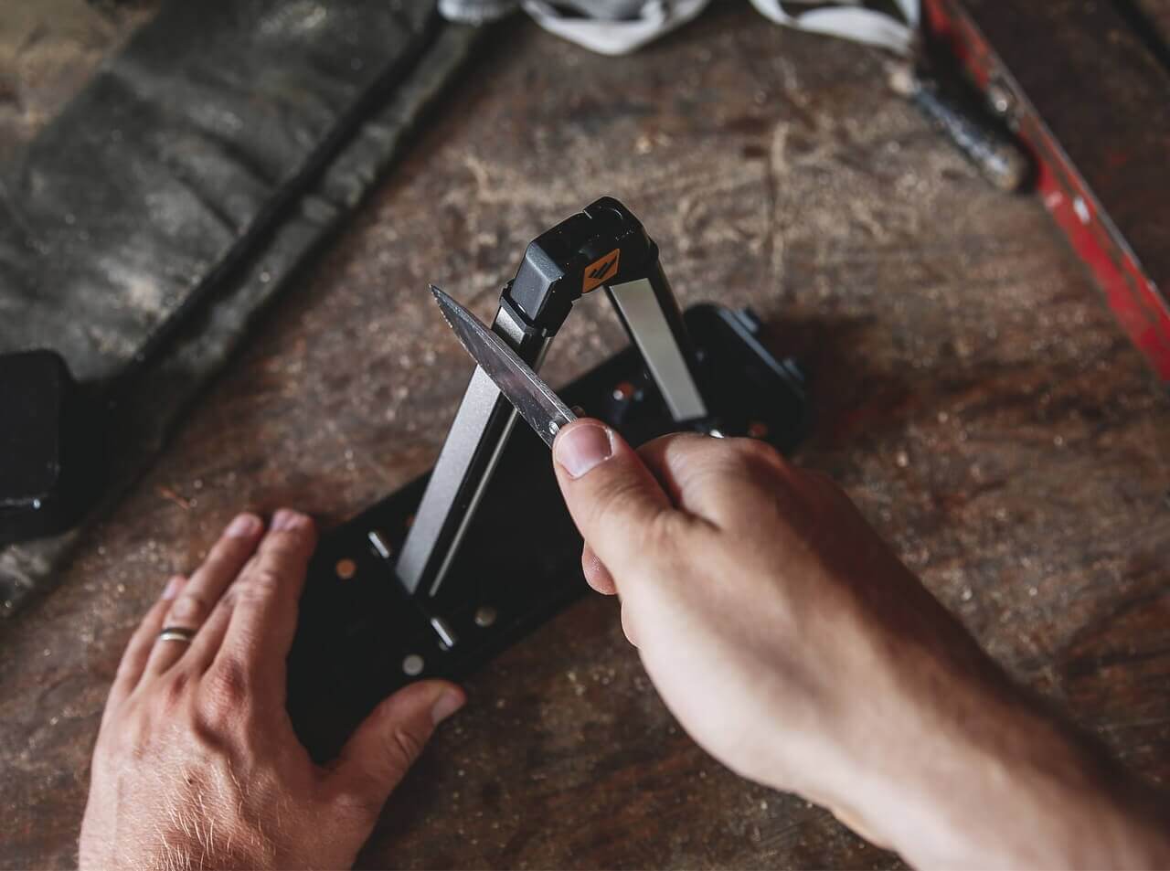 Angle Set Knife Sharpener