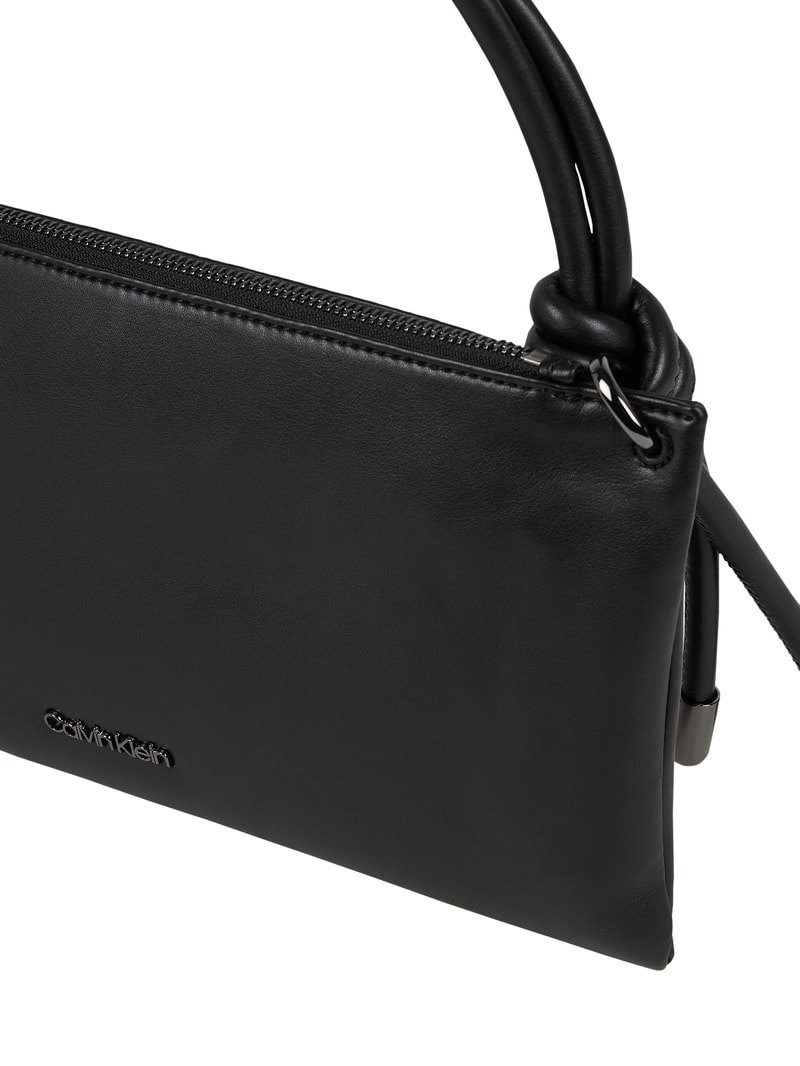 Clutch in Leder-Optik in schwarz