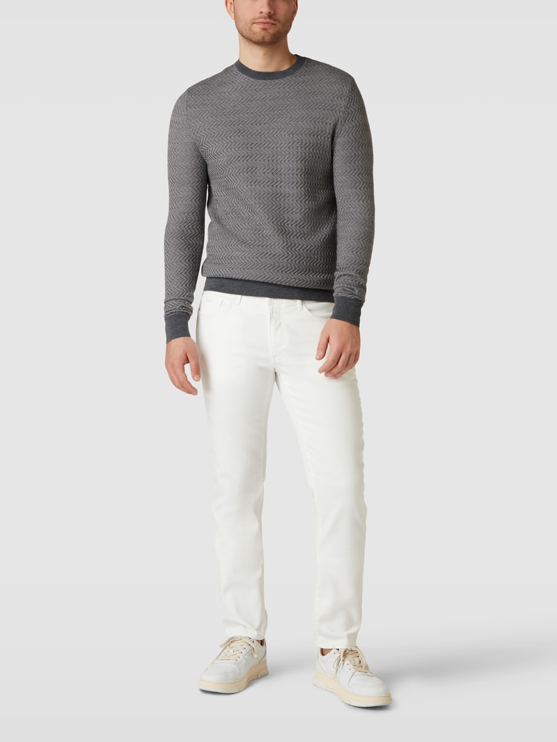 Straight Fit Jeans mit Label-Patch Modell 'Cadiz' in weiß