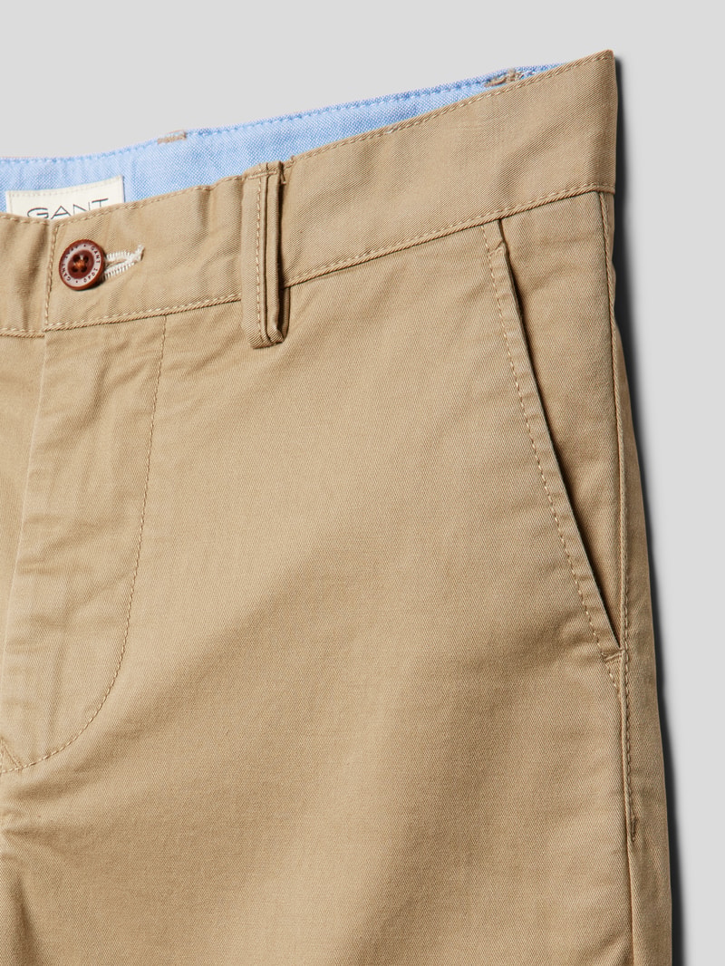 Chino mit Paspeltaschen in hellbraun
