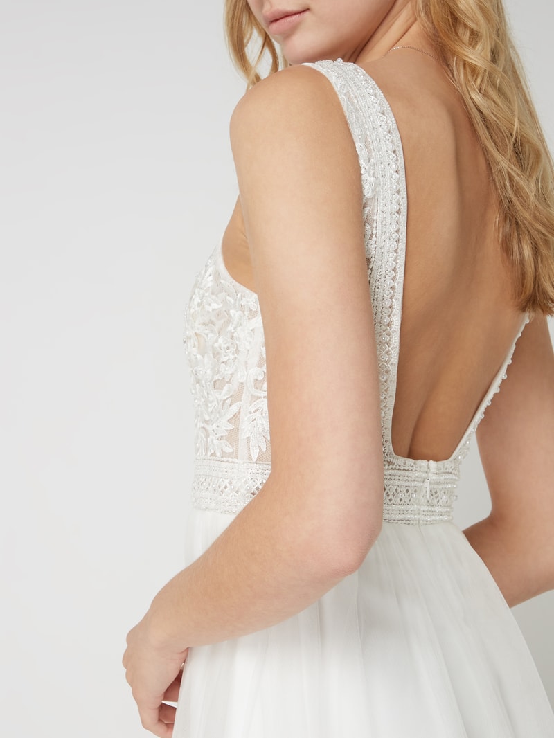 Brautkleid mit Häkelspitze in offwhite