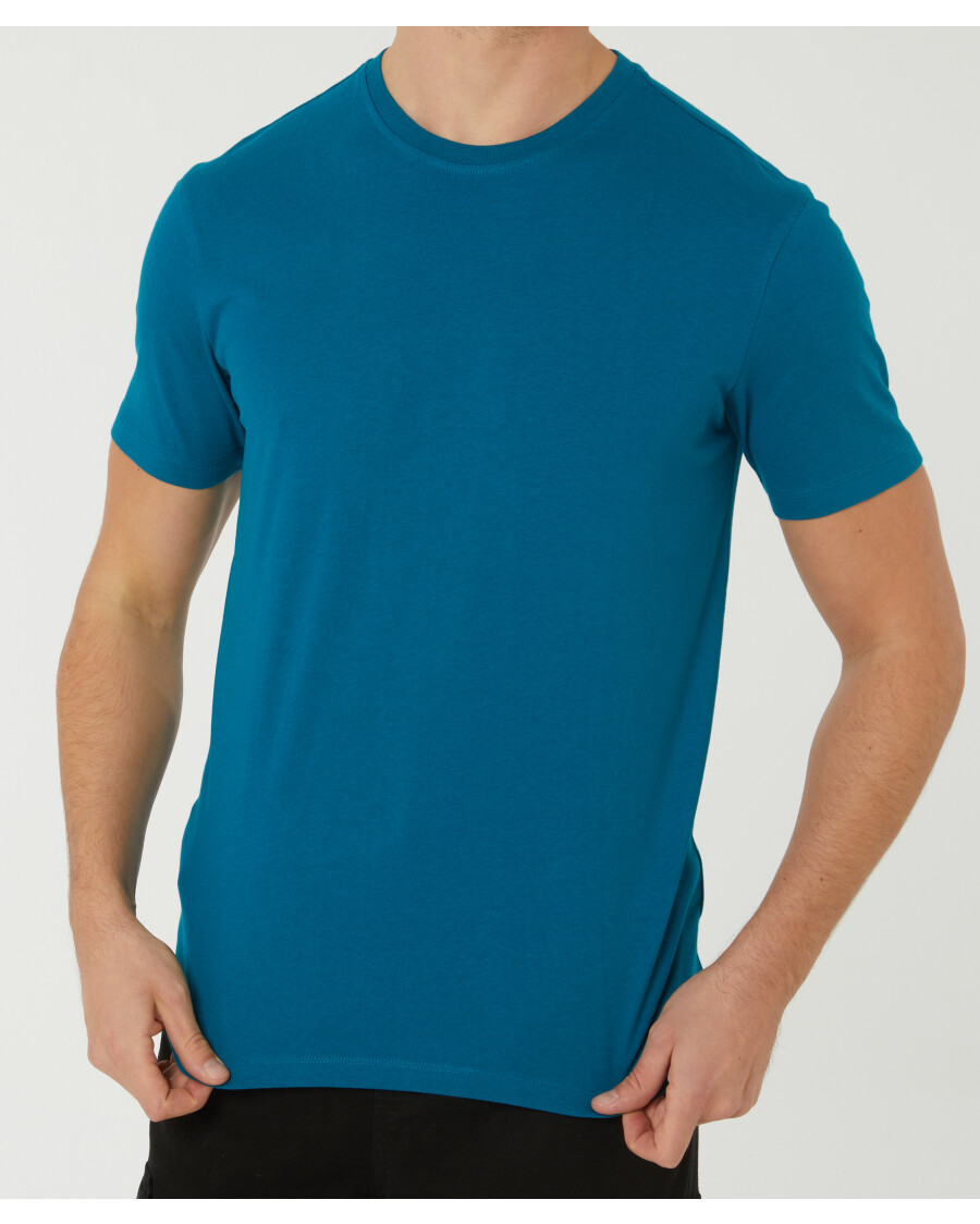 Basic T-Shirt
