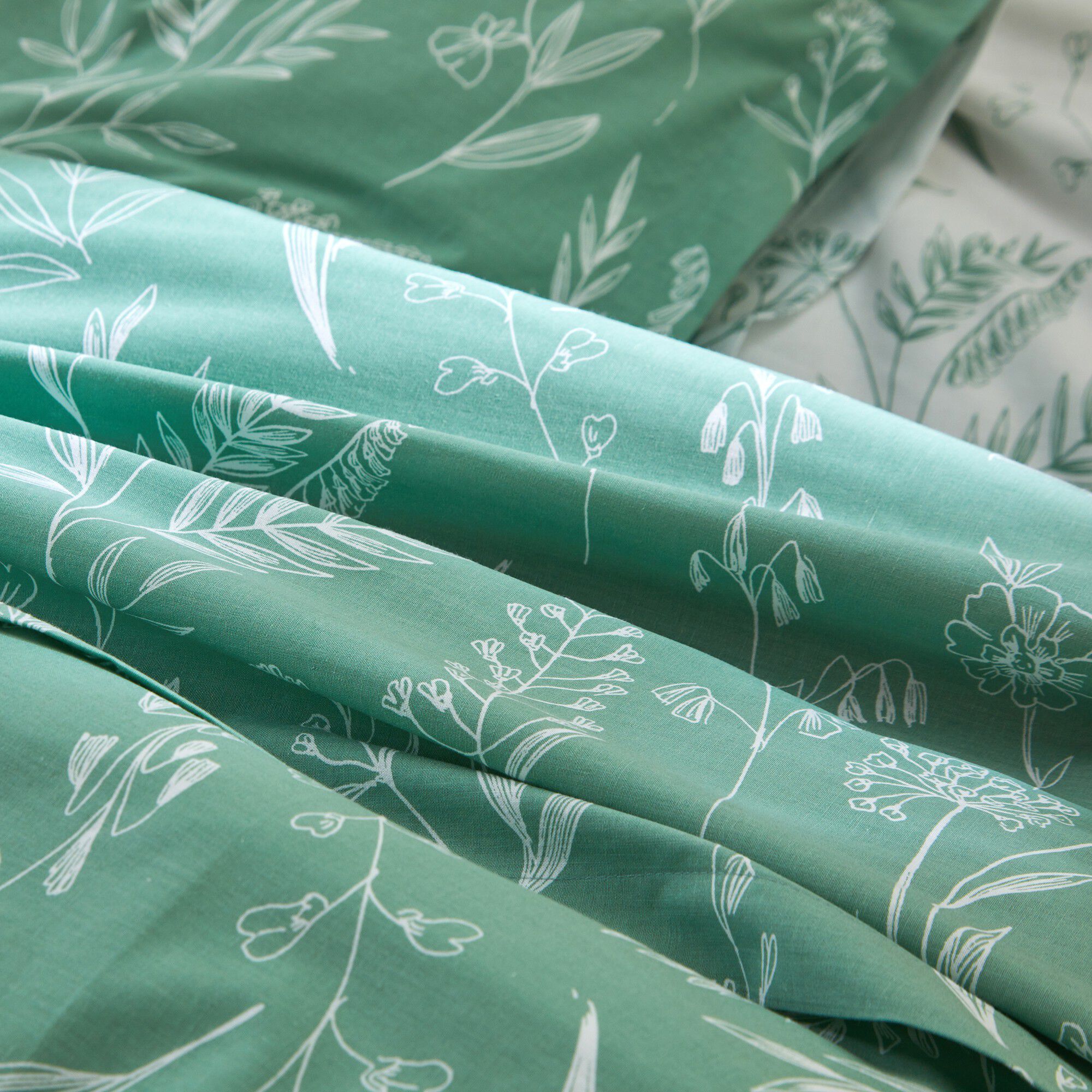 Linge de lit Alessia en coton imprimé fleuri
