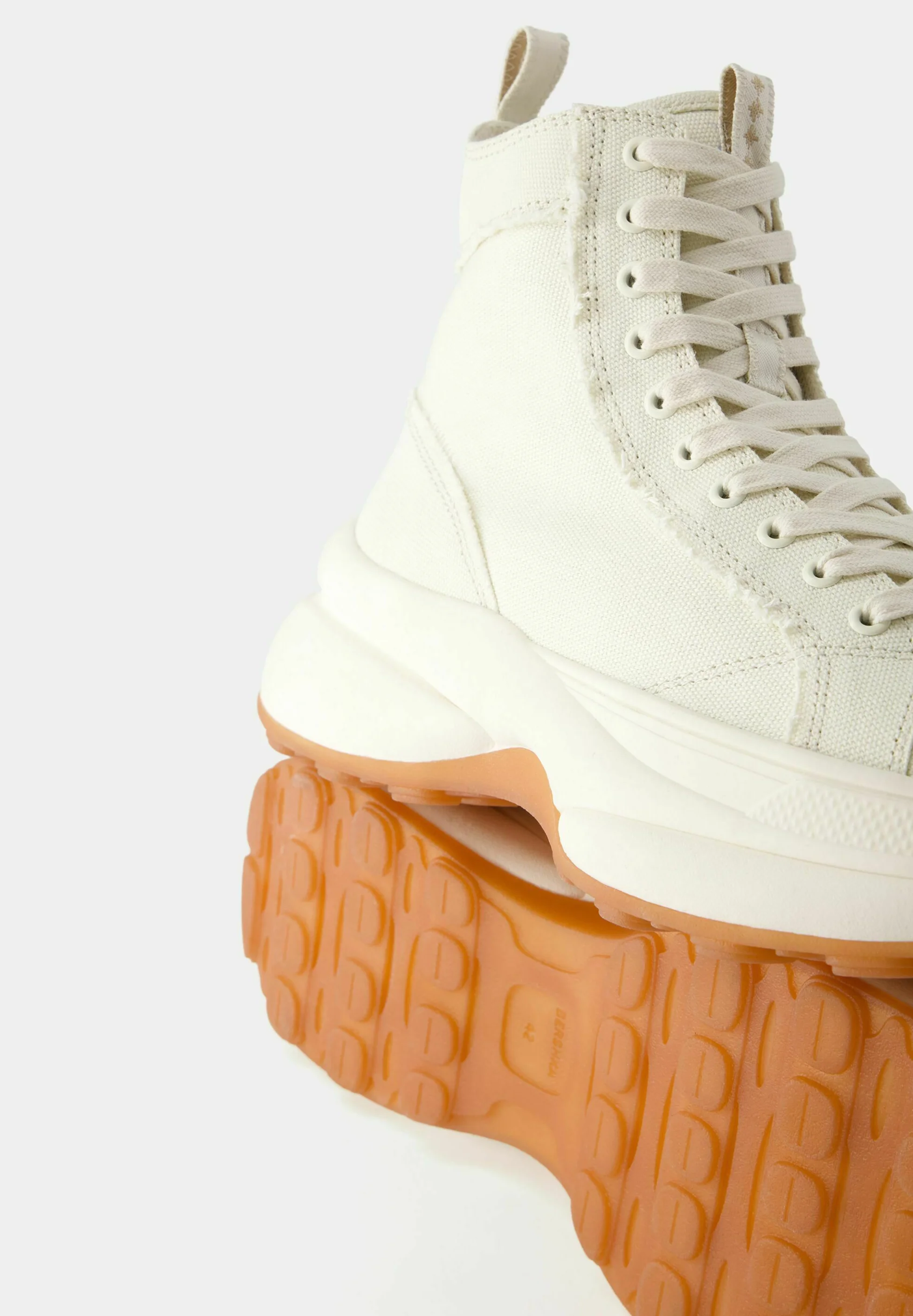 Bershka CHUNKY - Zapatillas altas