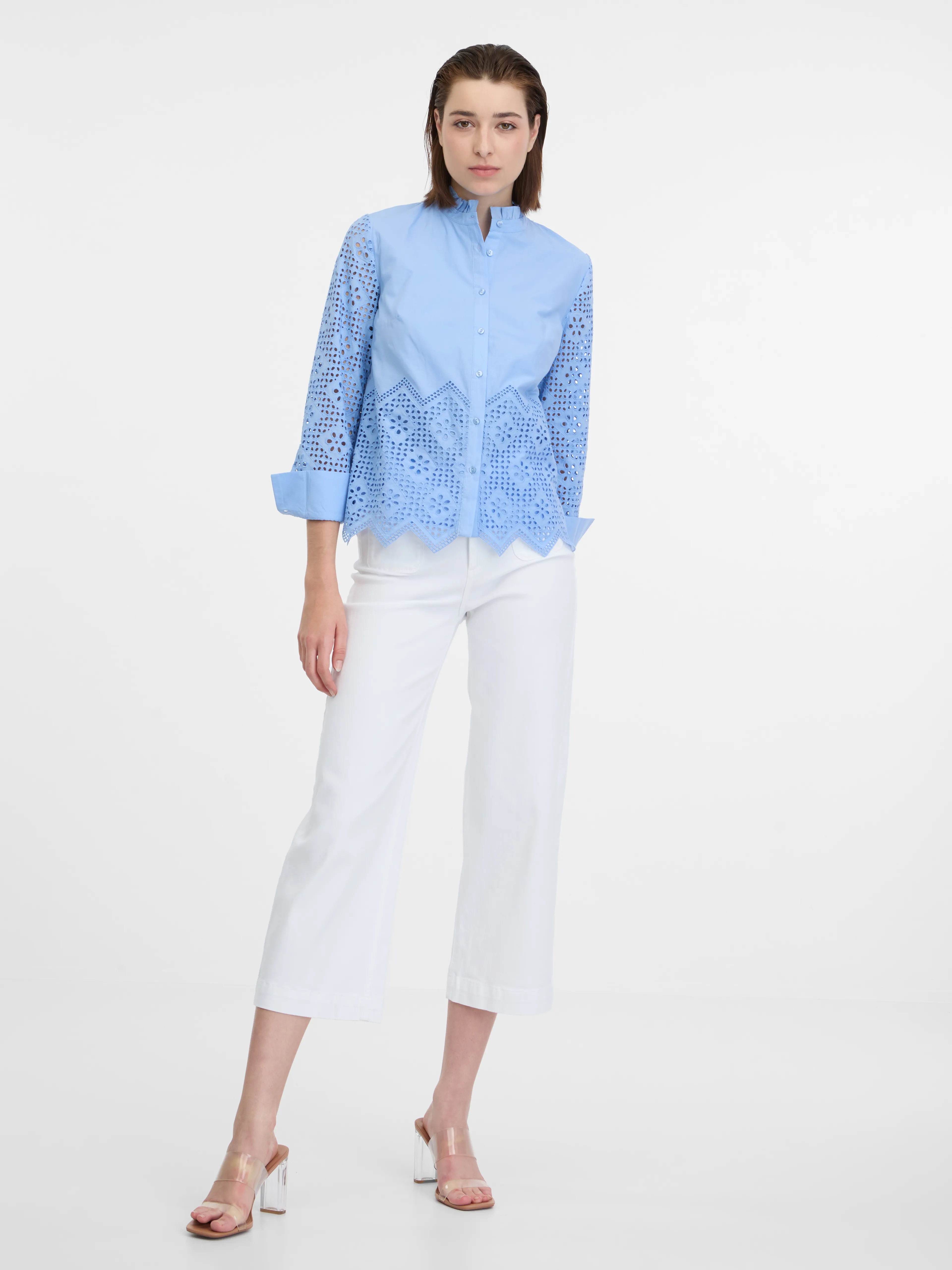 Hellblaue Damenbluse mit dekorativen Details ORSAY
