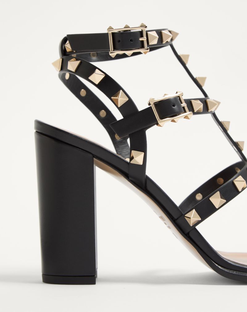 Sandália Rockstud com tiras de 90 mm