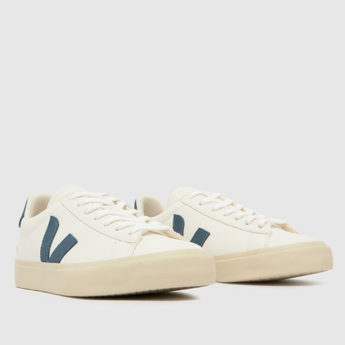 VEJA campo trainers i vitt och blått
