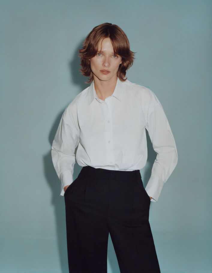 Chemise écrue à fines rayures bleu ciel Femme