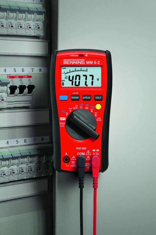 Benning 044087 MM 6-2 digitální multimetr TRUE RMS