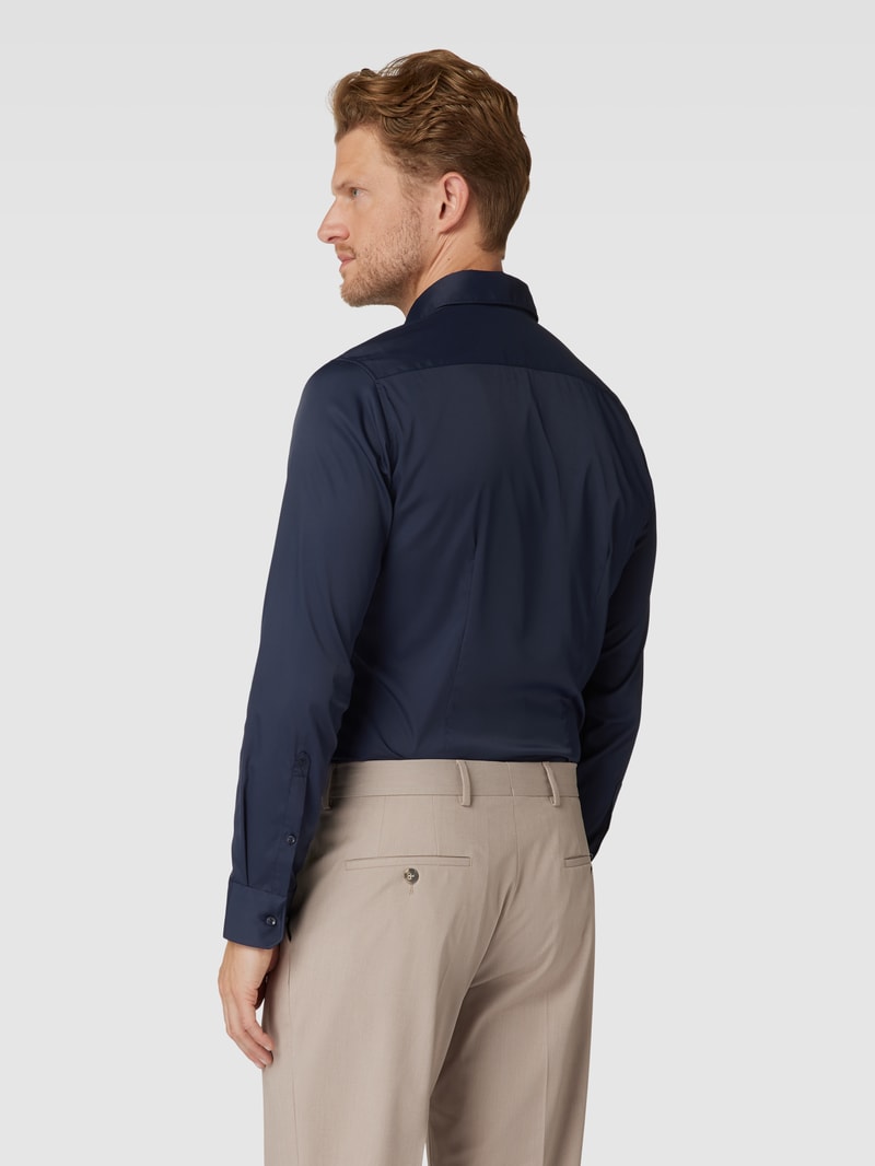 Super Slim Fit Business-Hemd mit Kentkragen in marineblau