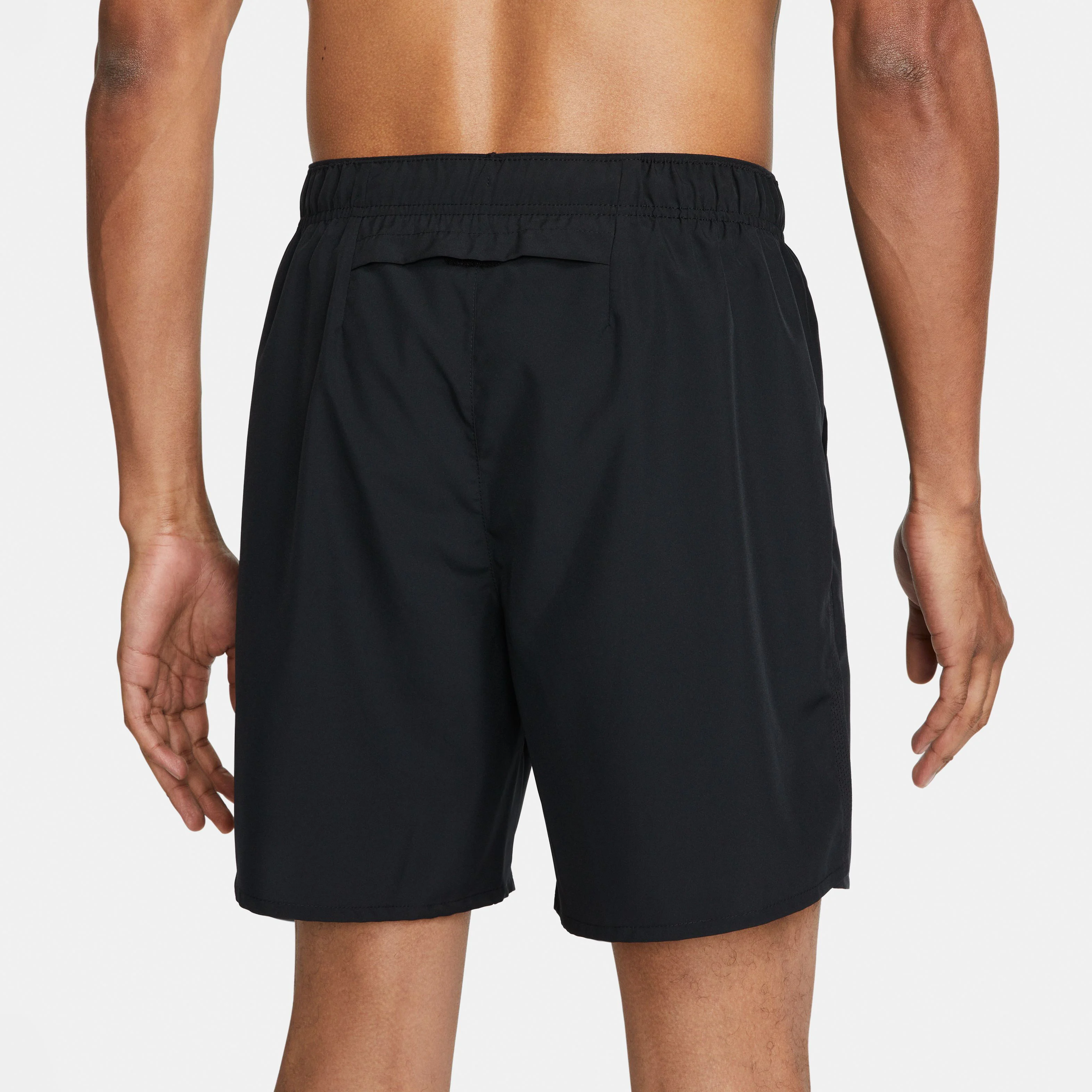 Dri-Fit Challenger Dri-Fit Challenger 7in Unlined Versatile Shorts Herren - Schwarz