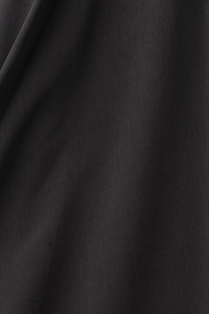 Langarmkleid in Midilänge