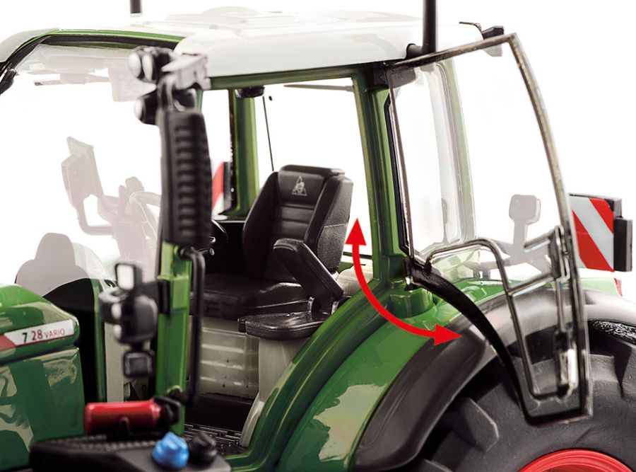 Fendt 724 Vario Gen.7 incl. Frontloader (1:32)
