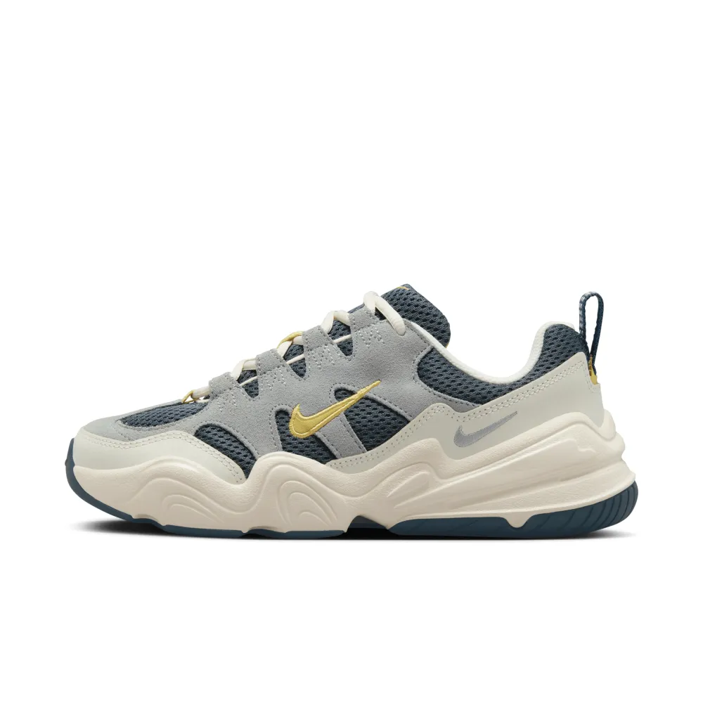 Nike Tech Hera FQ2771-300 / grün