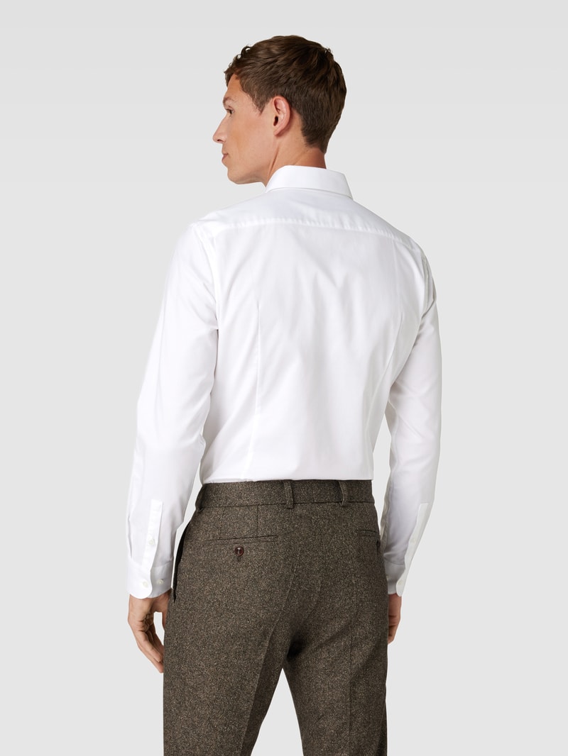 Slim Fit Business-Hemd mit Kentkragen Modell 'HANK' in weiß