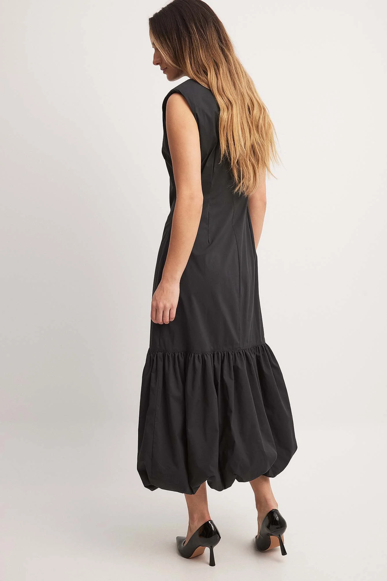 Ärmelloses Midi-Kleid