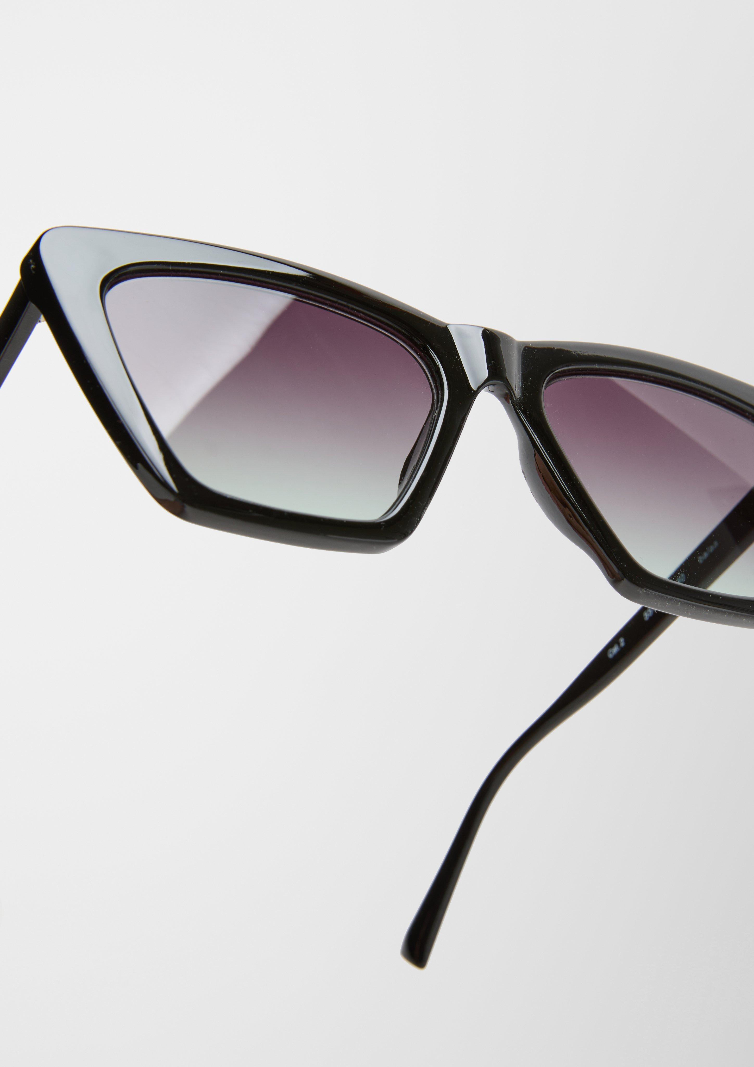 Sonnenbrille mit breiter Fassung  6008488-600