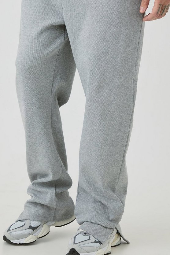Tall gerippte Jogginghose mit geteiltem Saum