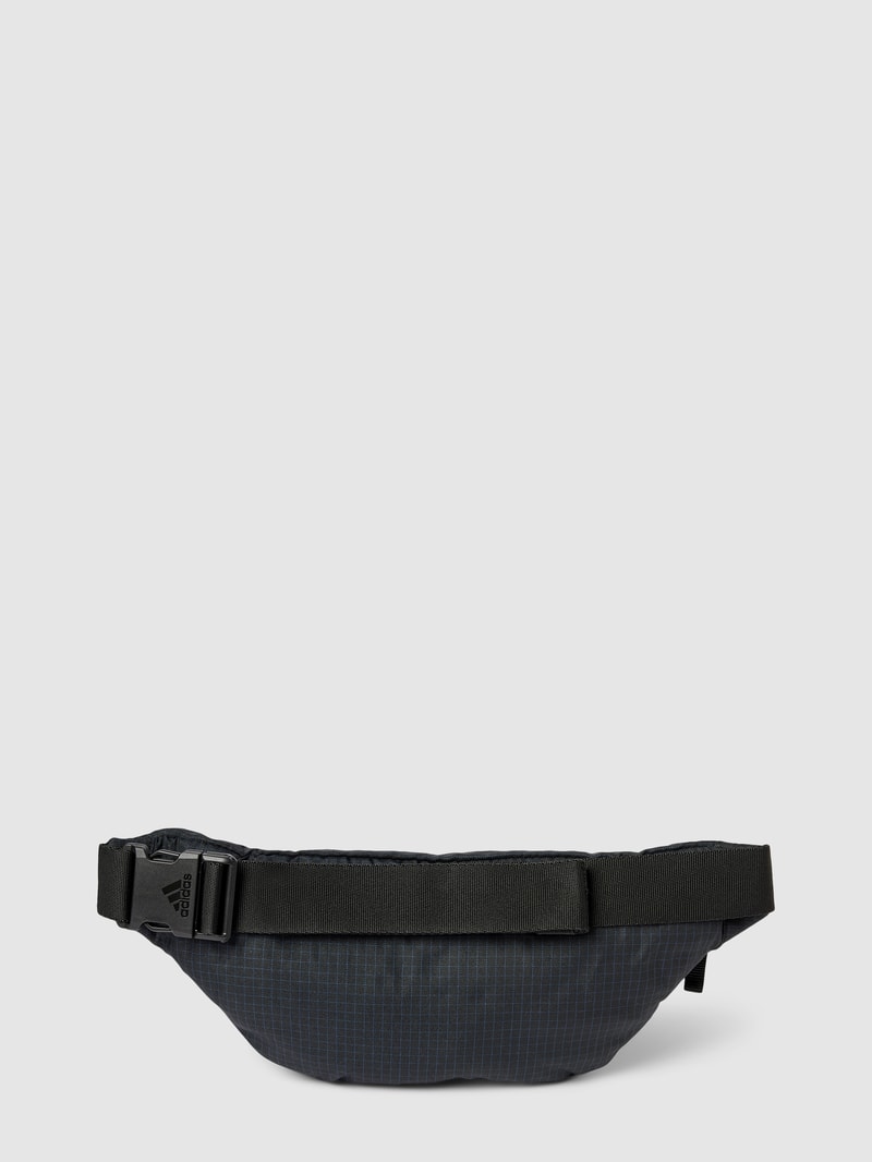 Bauchtasche mit Label-Patch in schwarz