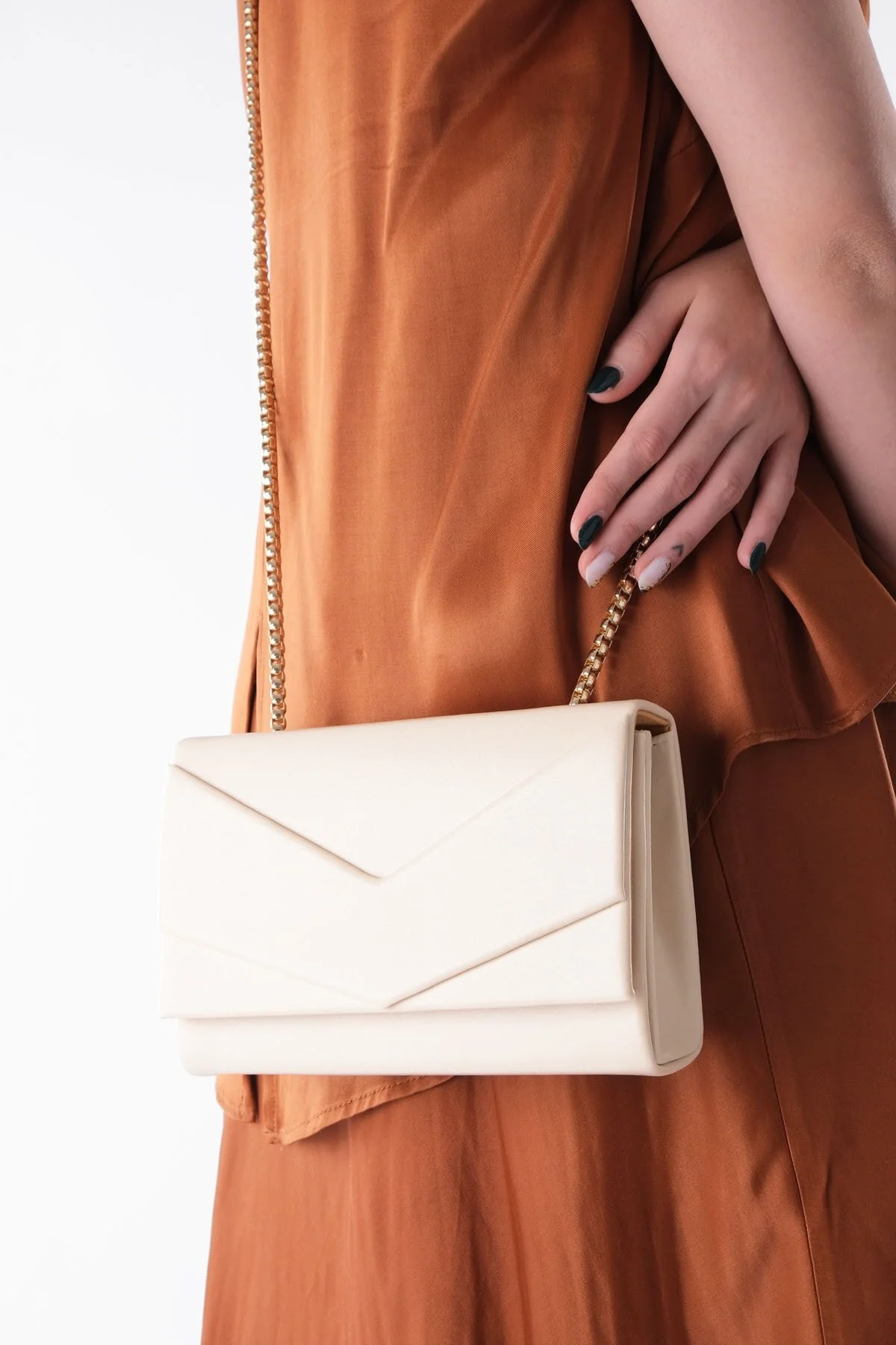 Marjin  Damen-Hand- und Umhängetasche, goldfarben, Kettenriemen, Ginle Beige
