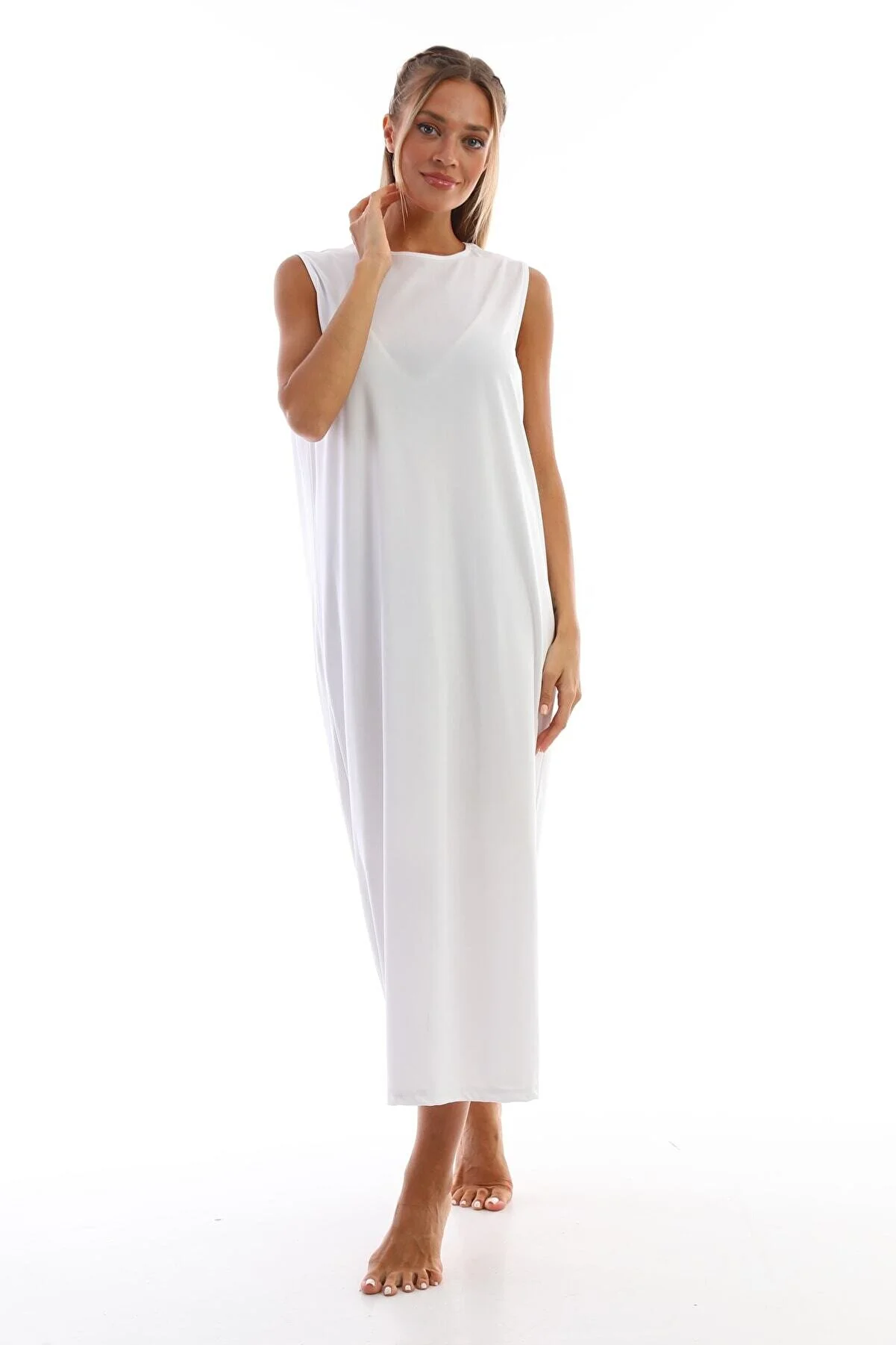 medipek  Weißes, ärmelloses Kleid mit Unterrock