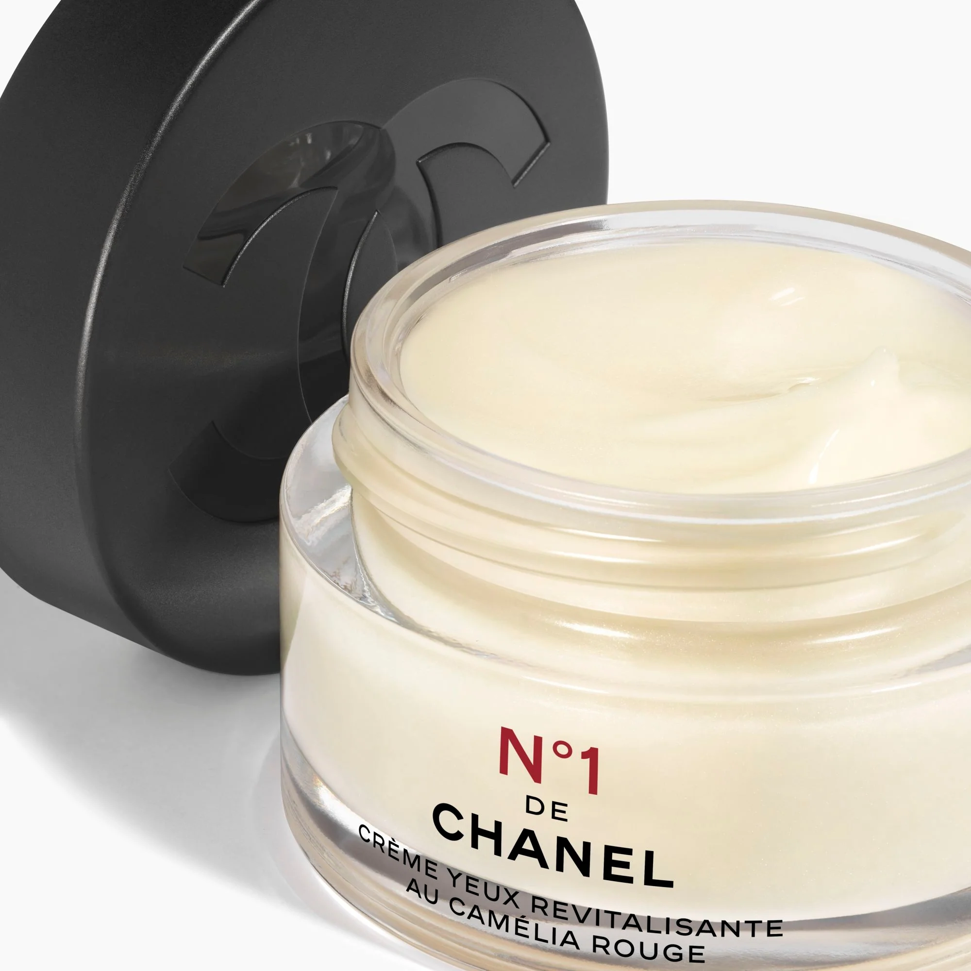 CREMĂ REVITALIZANTĂ PENTRU CONTURUL OCHILOR N°1 DE CHANEL - ANTI-PUFĂTURI - ANTI-CEARCĂNE - NETEZIRE CONTURUL OCHILOR