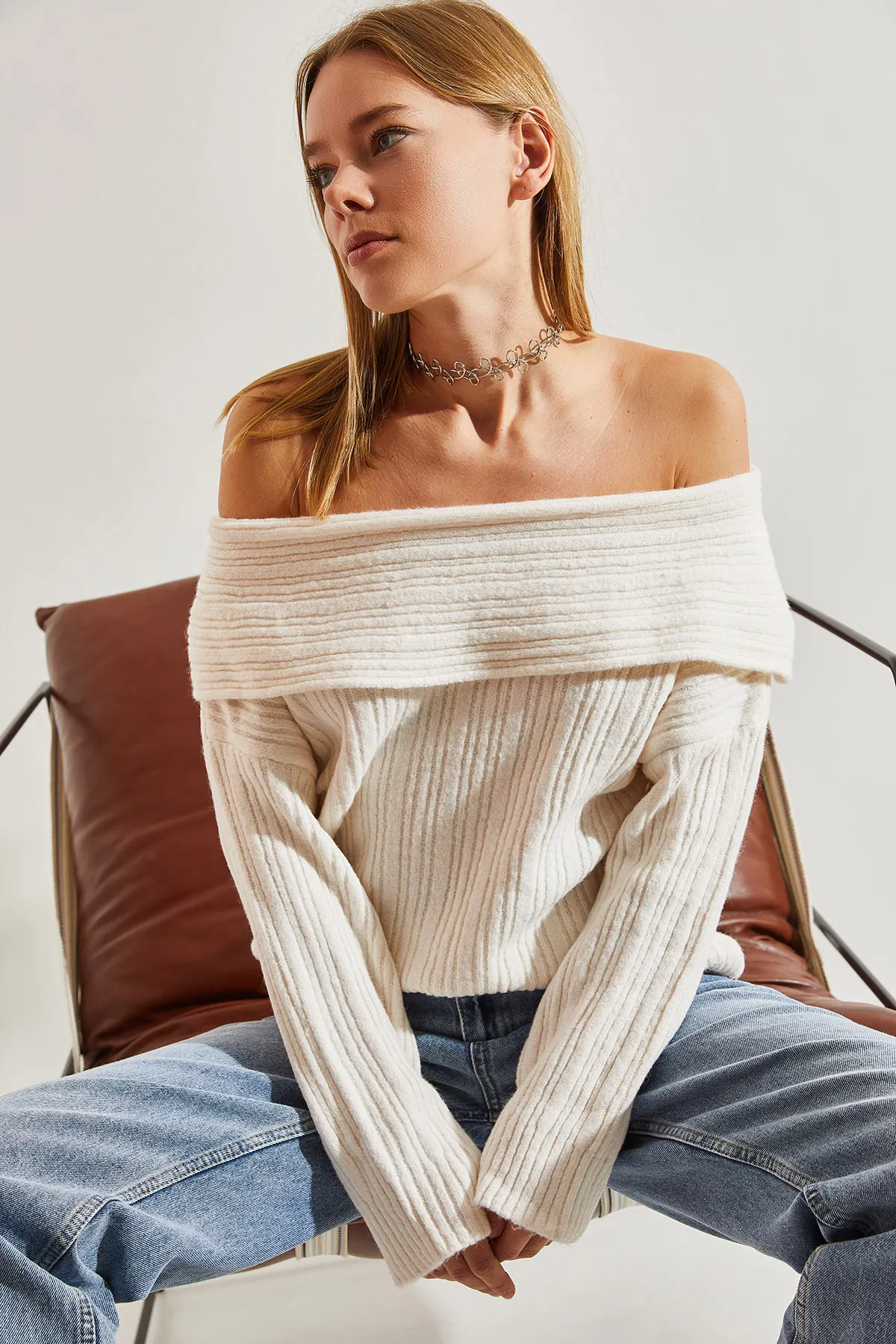 Bianco Lucci  Damenpullover mit Rüschenkragen