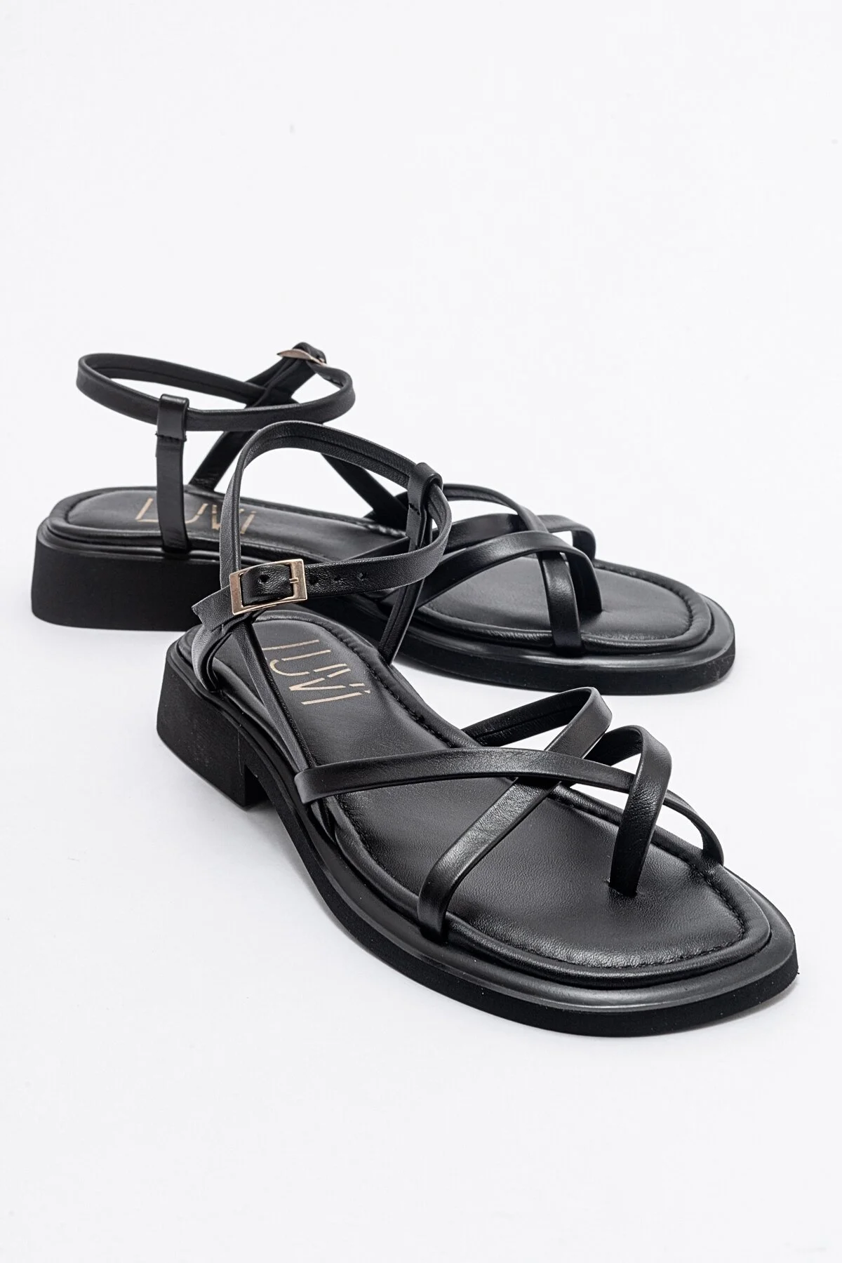LuviShoes  ANTAS Schwarze Damensandalen aus echtem Leder