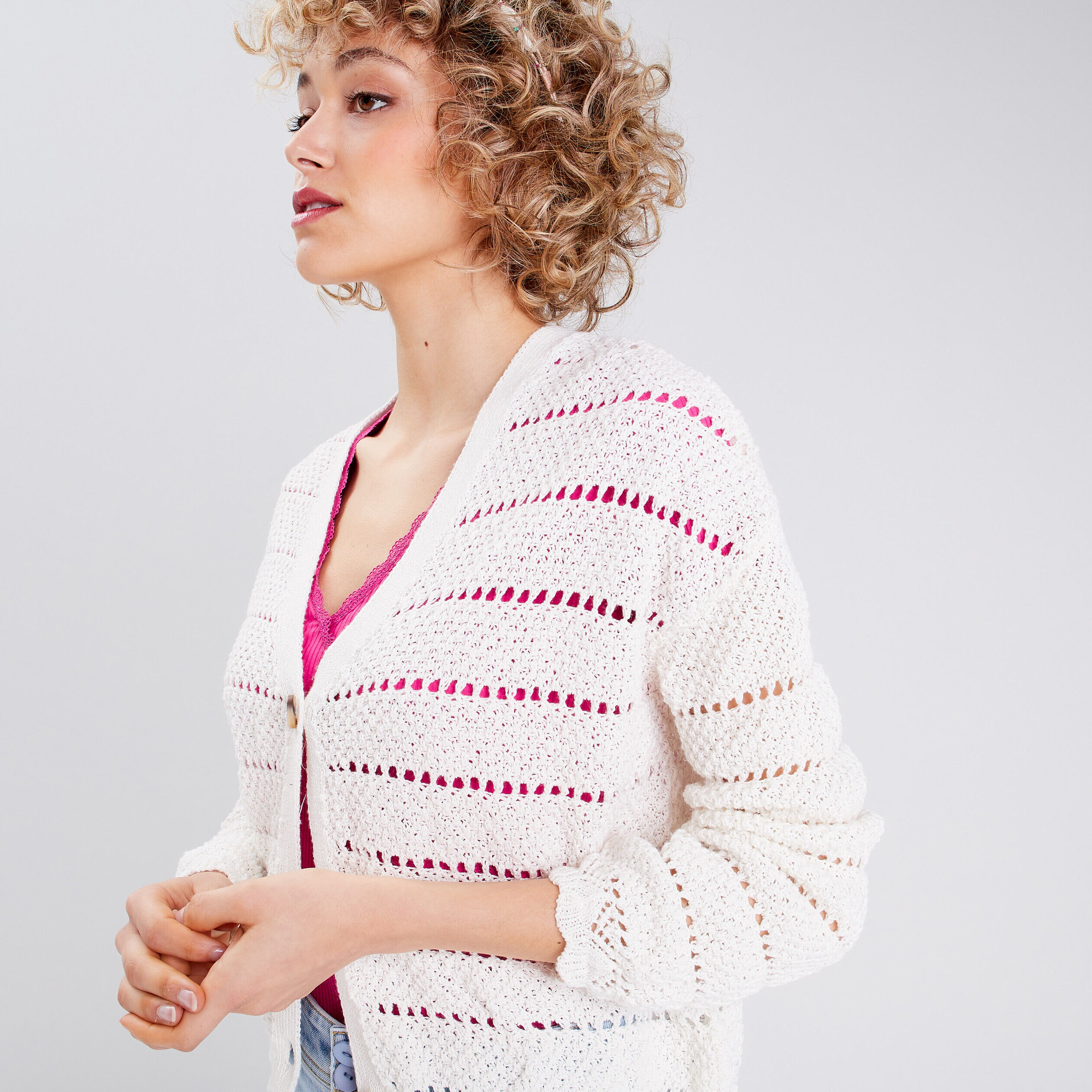 Gilet boutonné aspect crochet ecru femme | Cache Cache