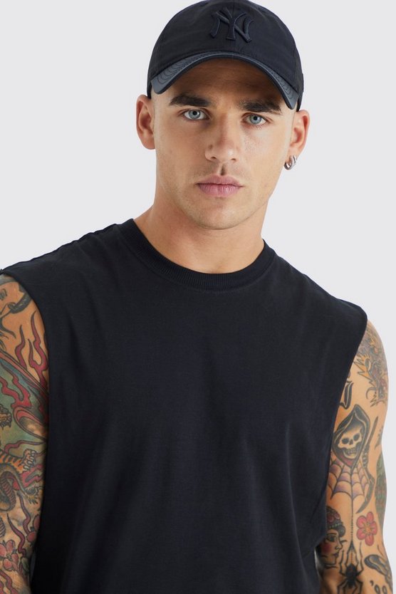 Basic Tanktop mit weiten Armlöchern